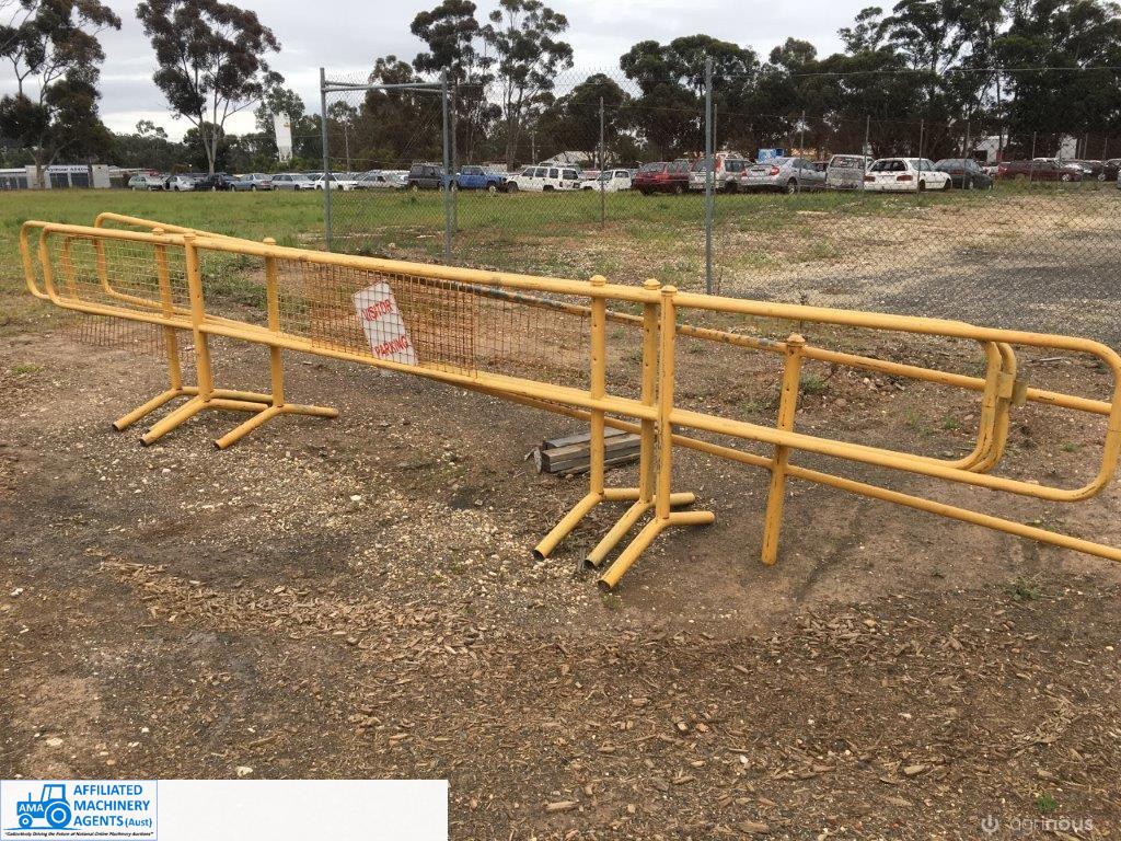 Crowd Control Pedestrian Barriers/Partitions
