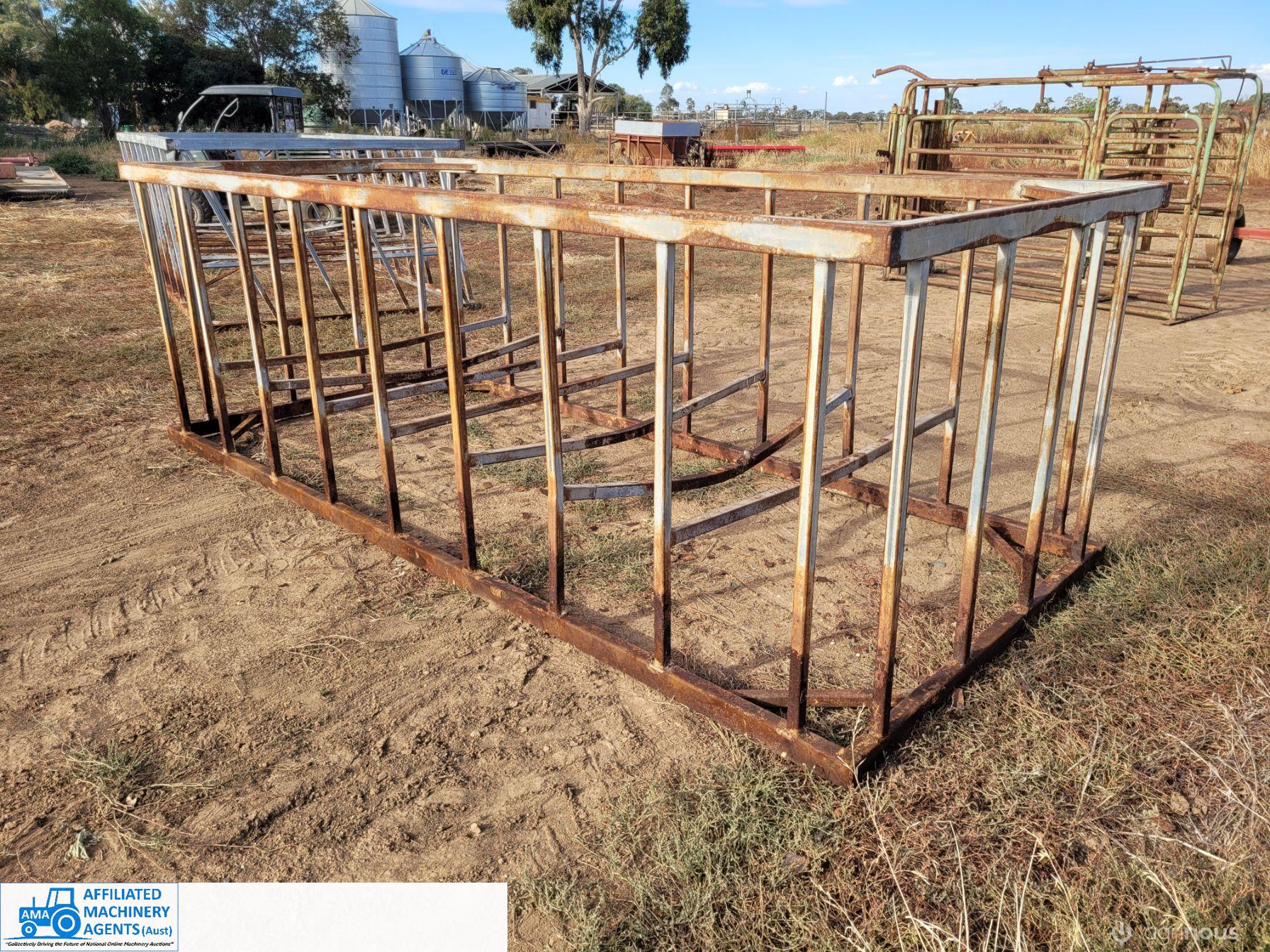 Hay Feeder (No.1)