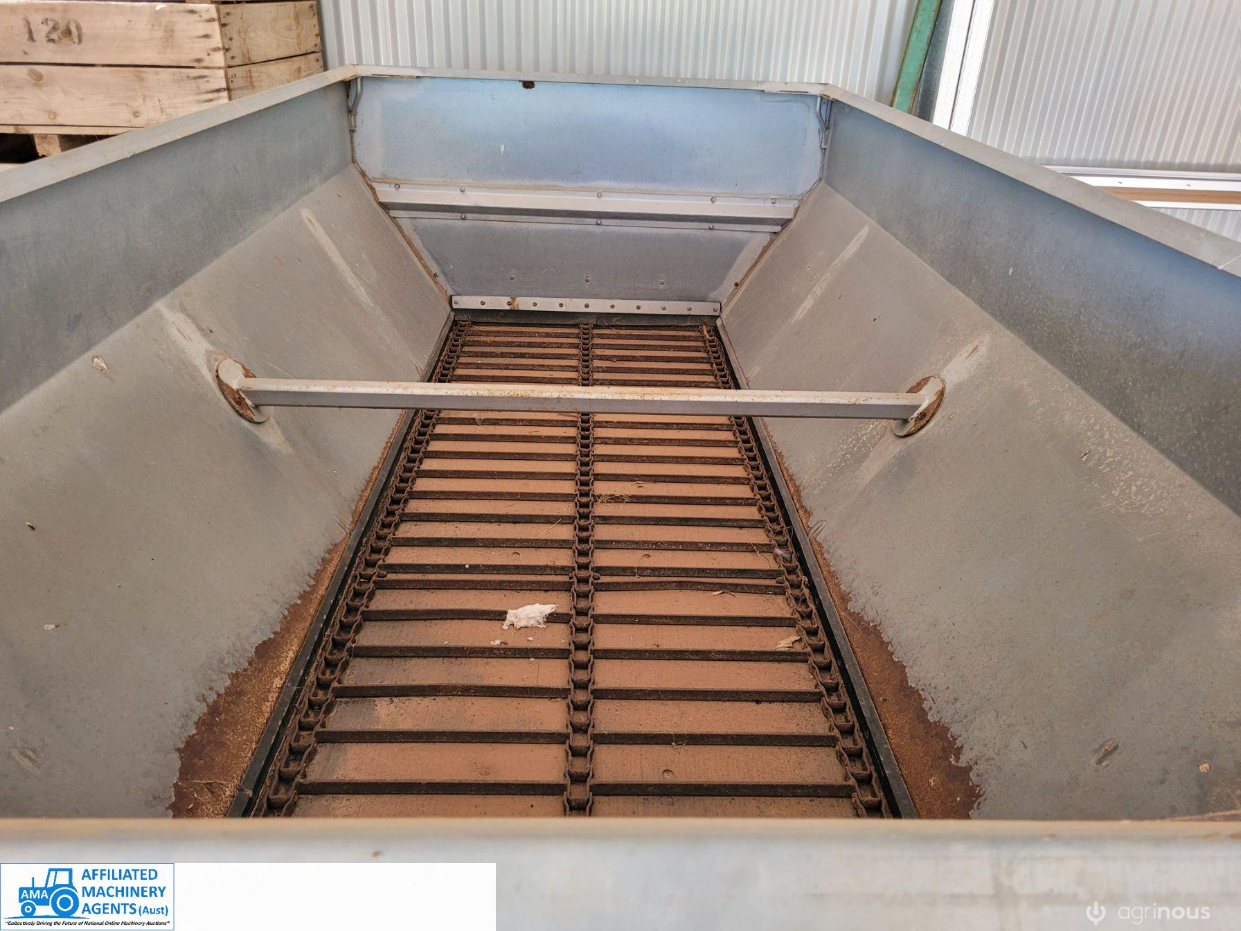 Seymour 5t Mulch Spreader ~ REDUCED - photo 16