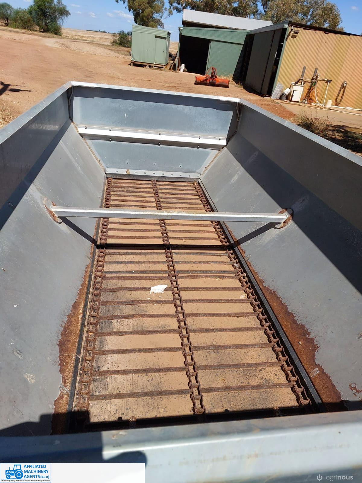 Seymour 5t Mulch Spreader ~ REDUCED - photo 10