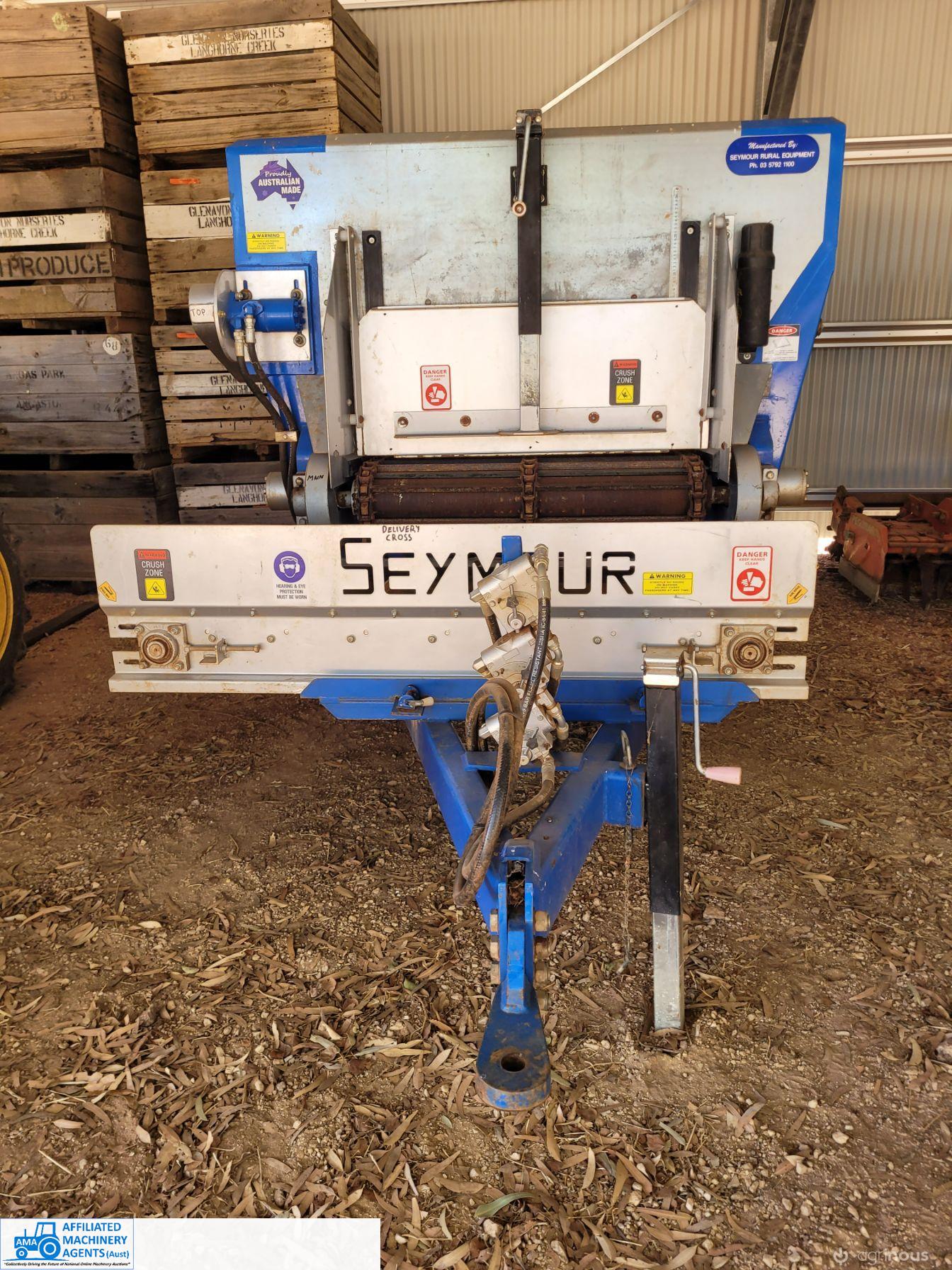 Seymour 5t Mulch Spreader ~ REDUCED - photo 4