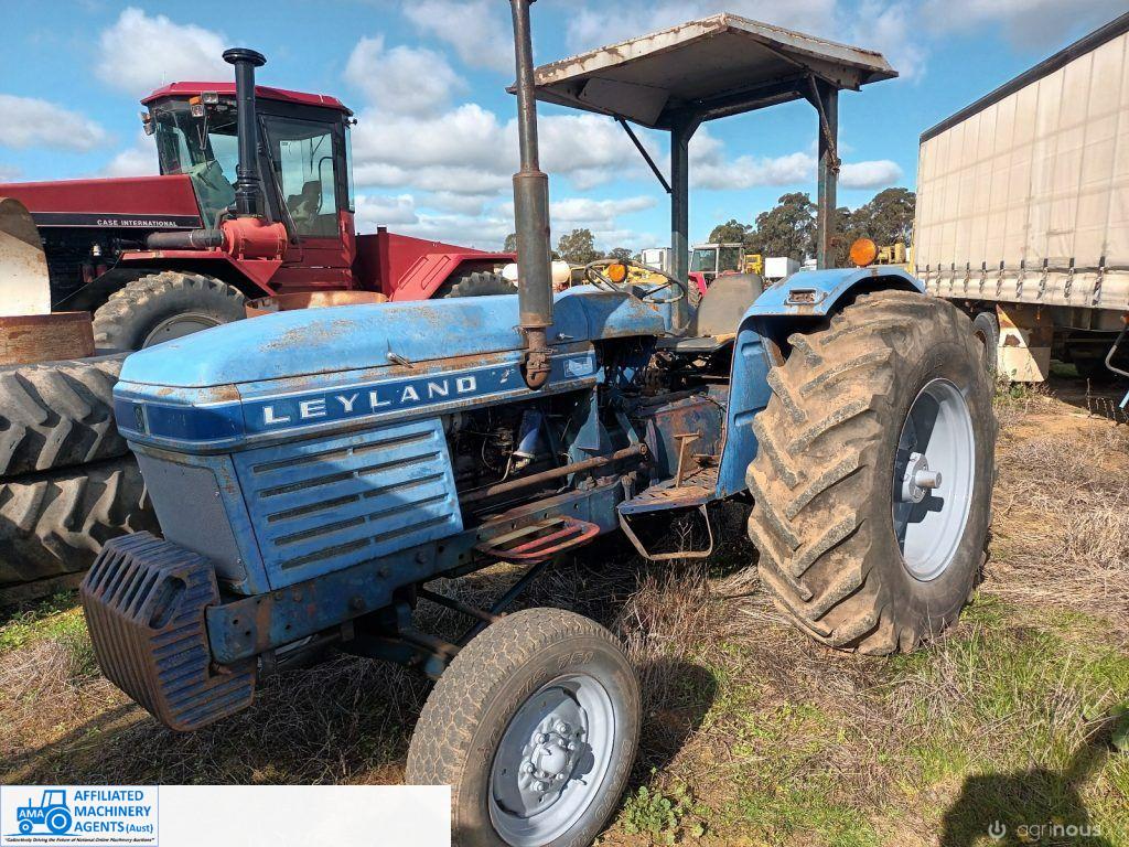 Leyland 255 Tractor