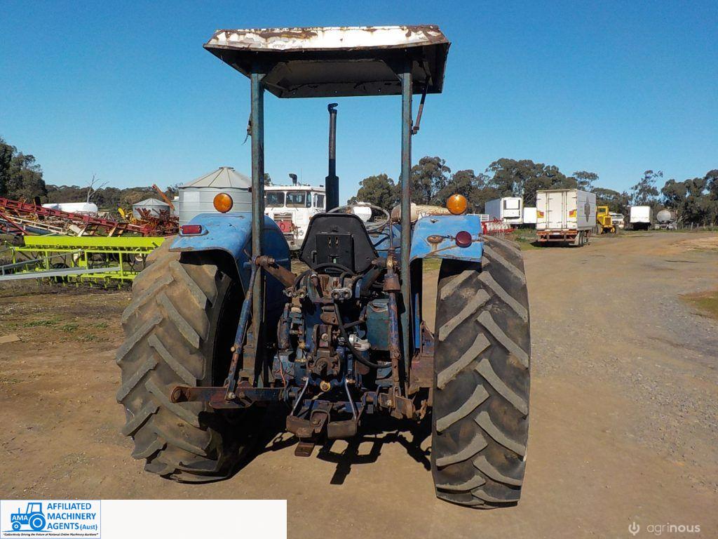 Leyland 255 Tractor - photo 4