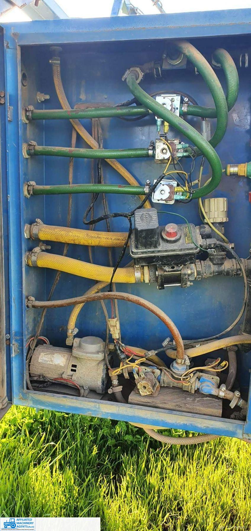Jen-ell Agrispray 2700/20 Boom Spray