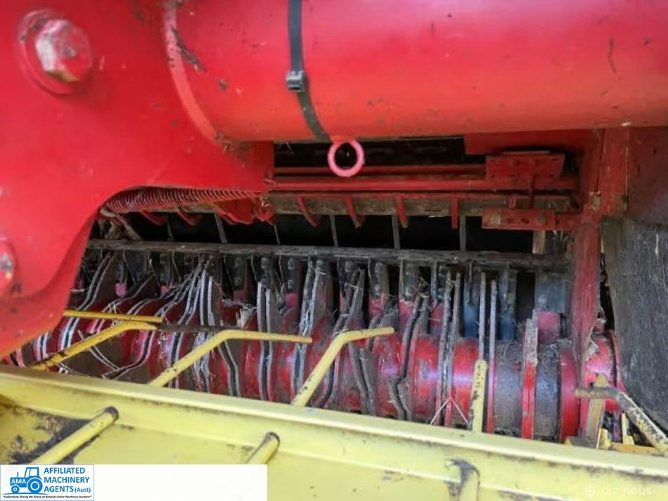 New Holland BR-740 Crop Cutter Round Baler - photo 6