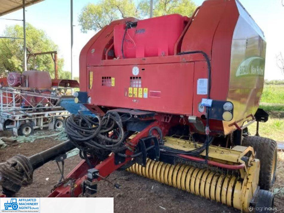 New Holland BR-740 Crop Cutter Round Baler - photo 4