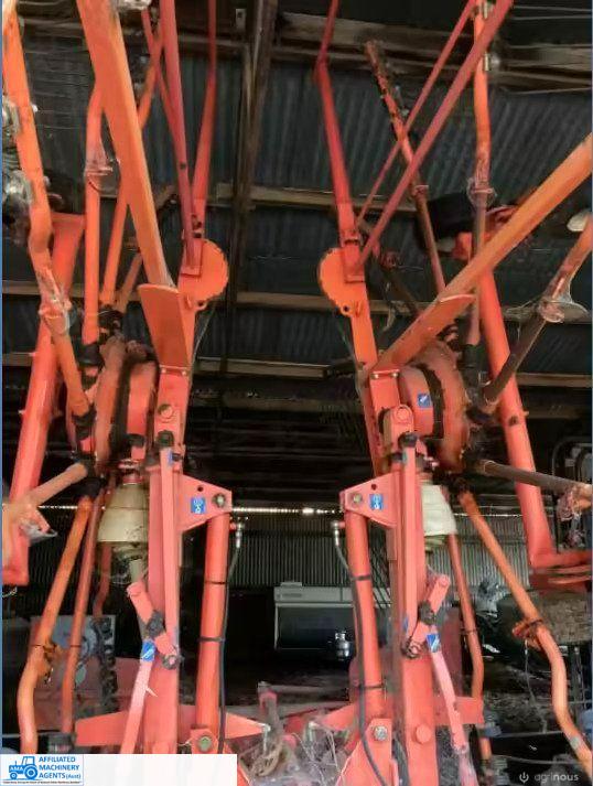 2006 Kuhn GA 7301 Twin Rotor Hay Rake - photo 3