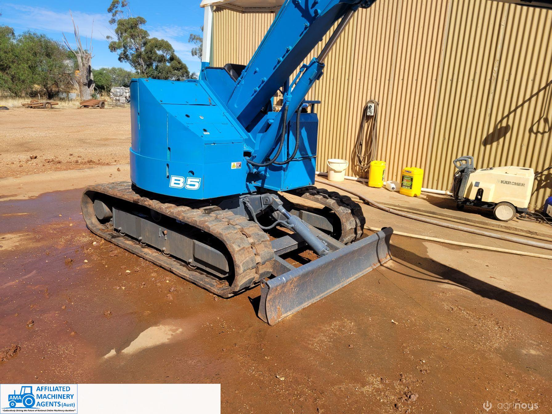 Yanmar 5ton Excavator with Knuckle Boom - photo 9