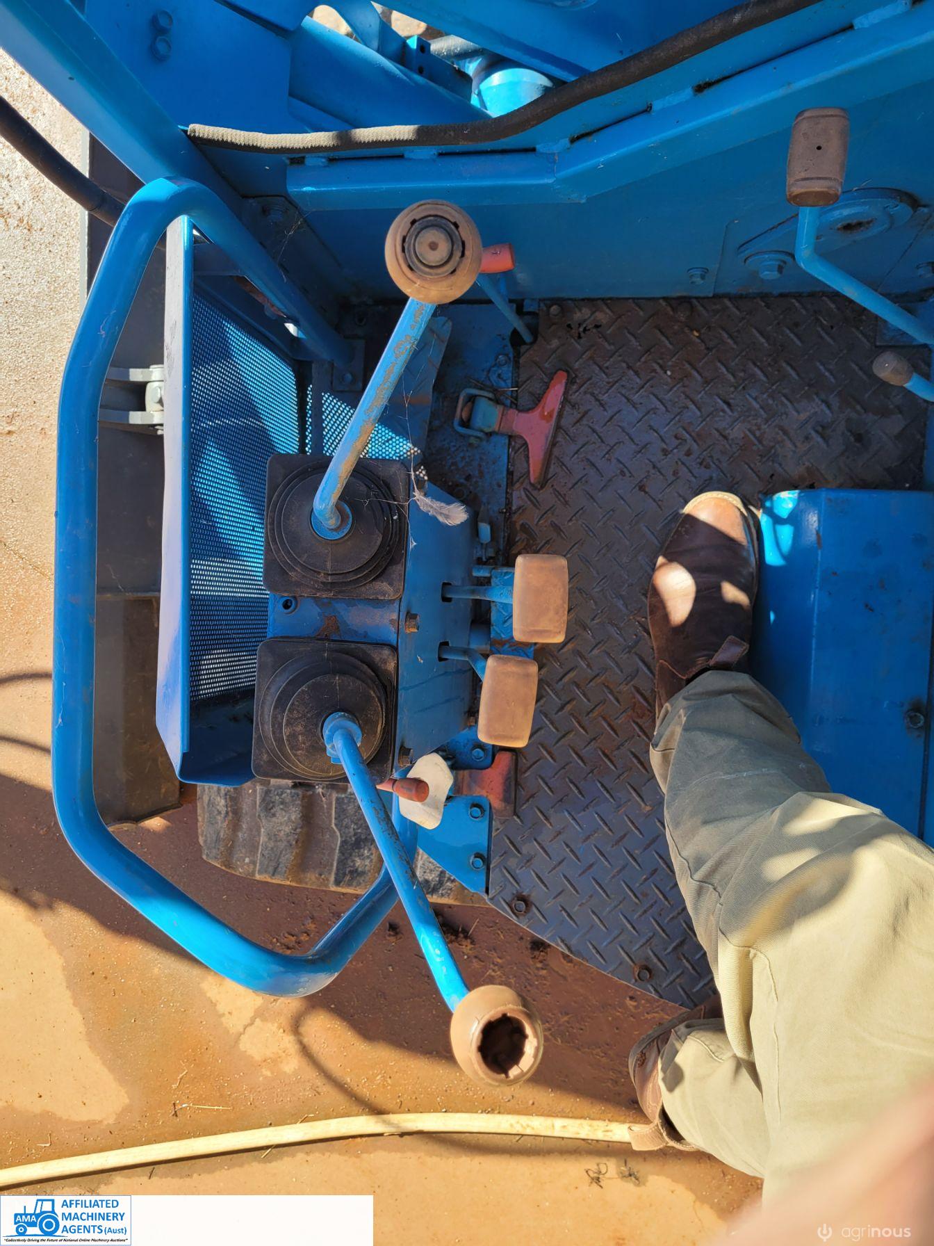 Yanmar 5ton Excavator with Knuckle Boom - photo 11