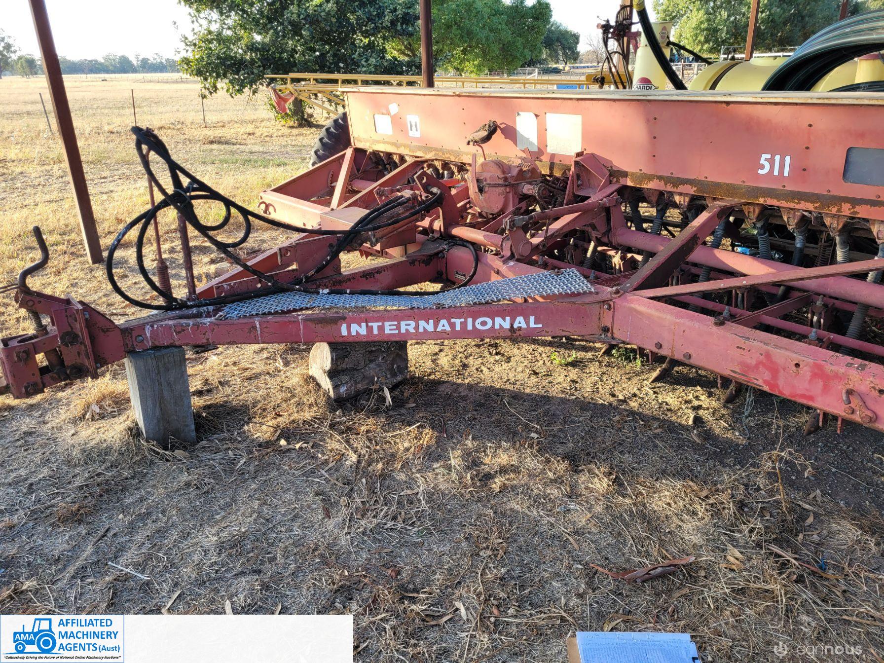 24 Run IH-511 Combine - photo 4