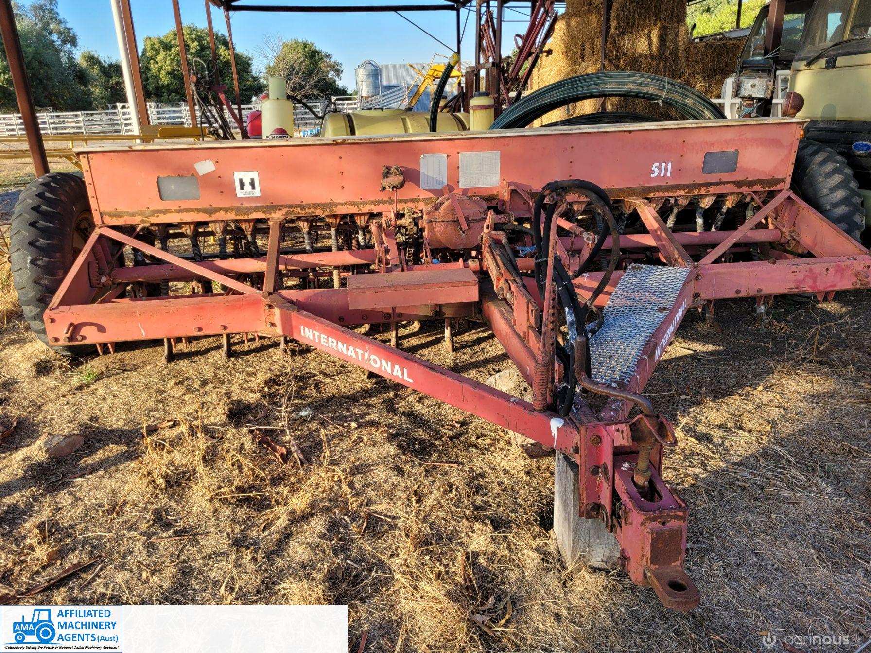 24 Run IH-511 Combine - photo 5