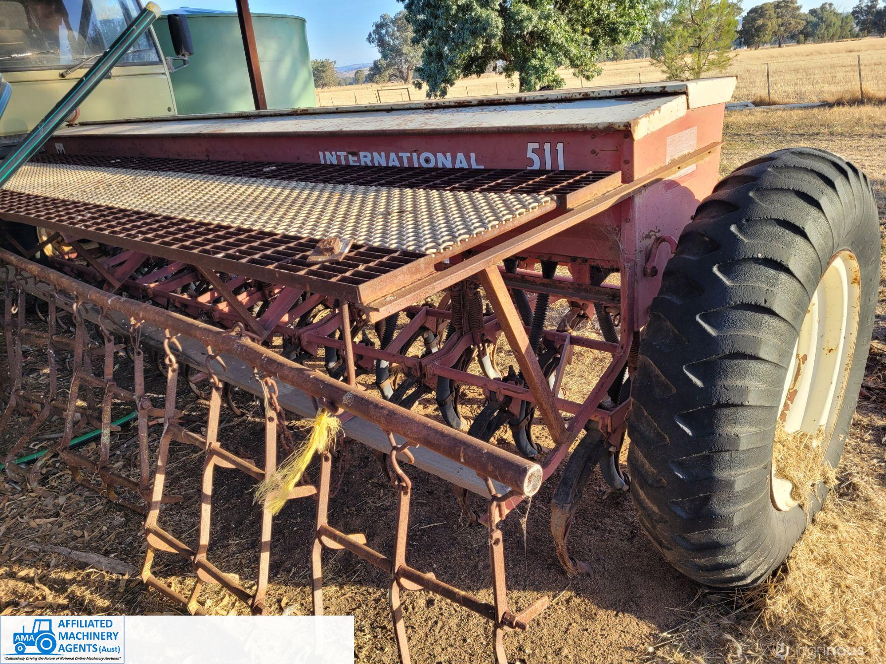 24 Run IH-511 Combine - photo 6