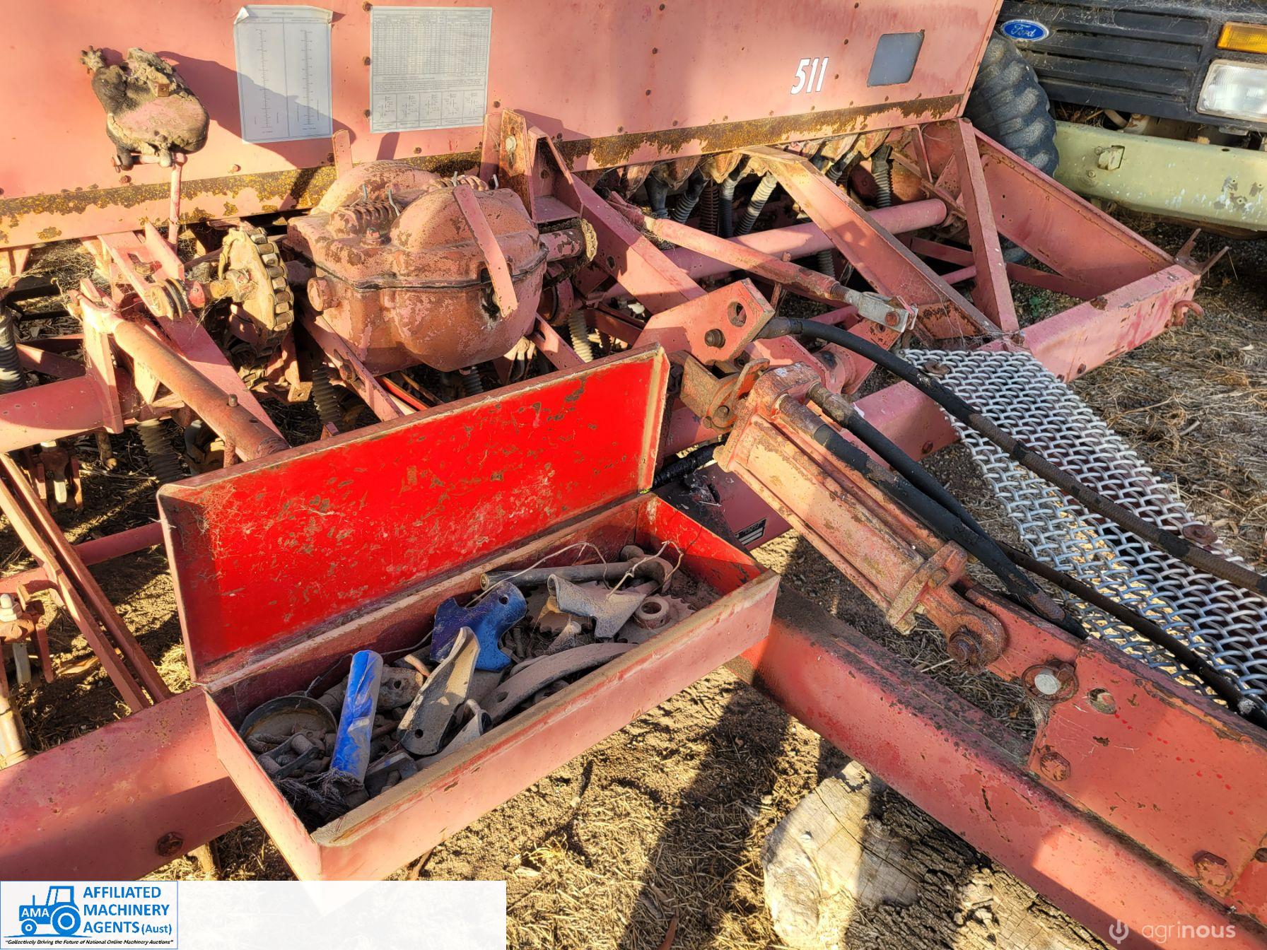 24 Run IH-511 Combine - photo 10