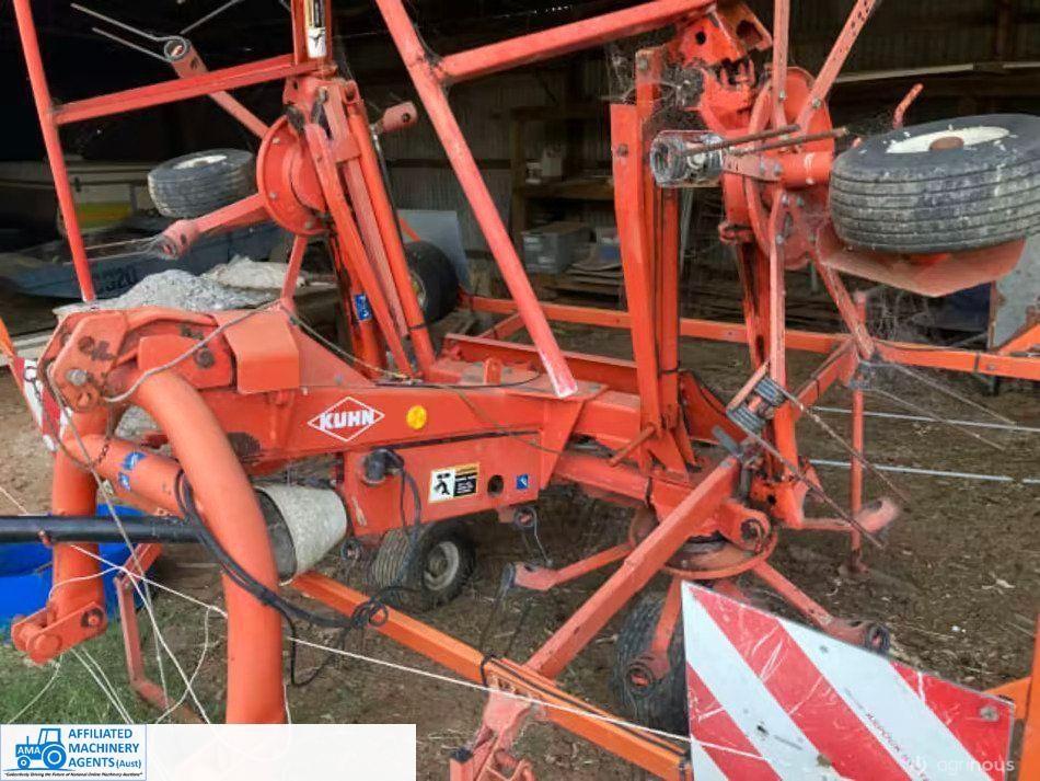 2008 Kuhn GF-6401 Tedder Rake - photo 3