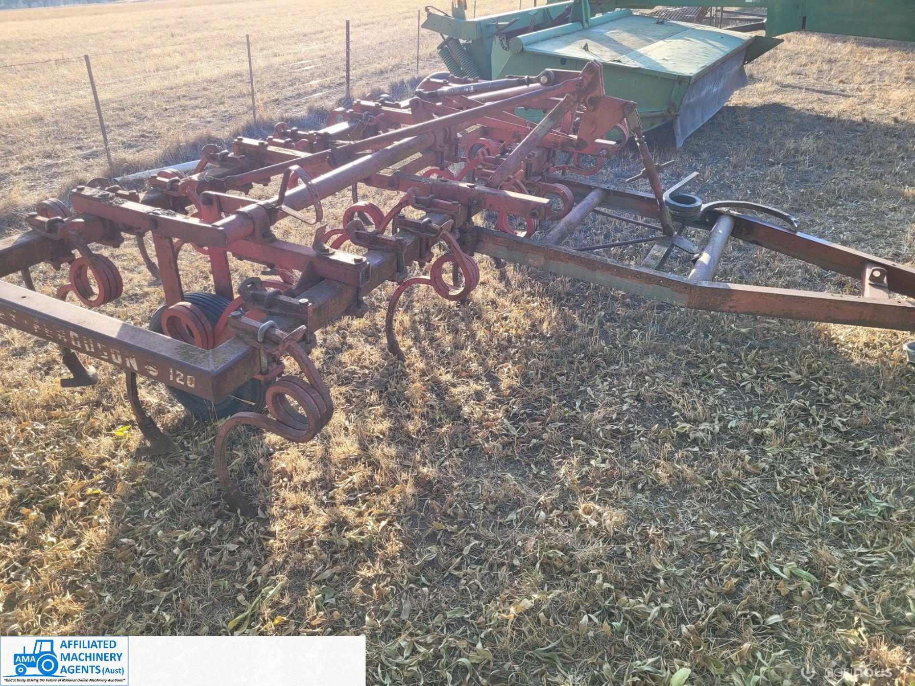 MF 23 Spring Tyne 13ft Scarifier - photo 4