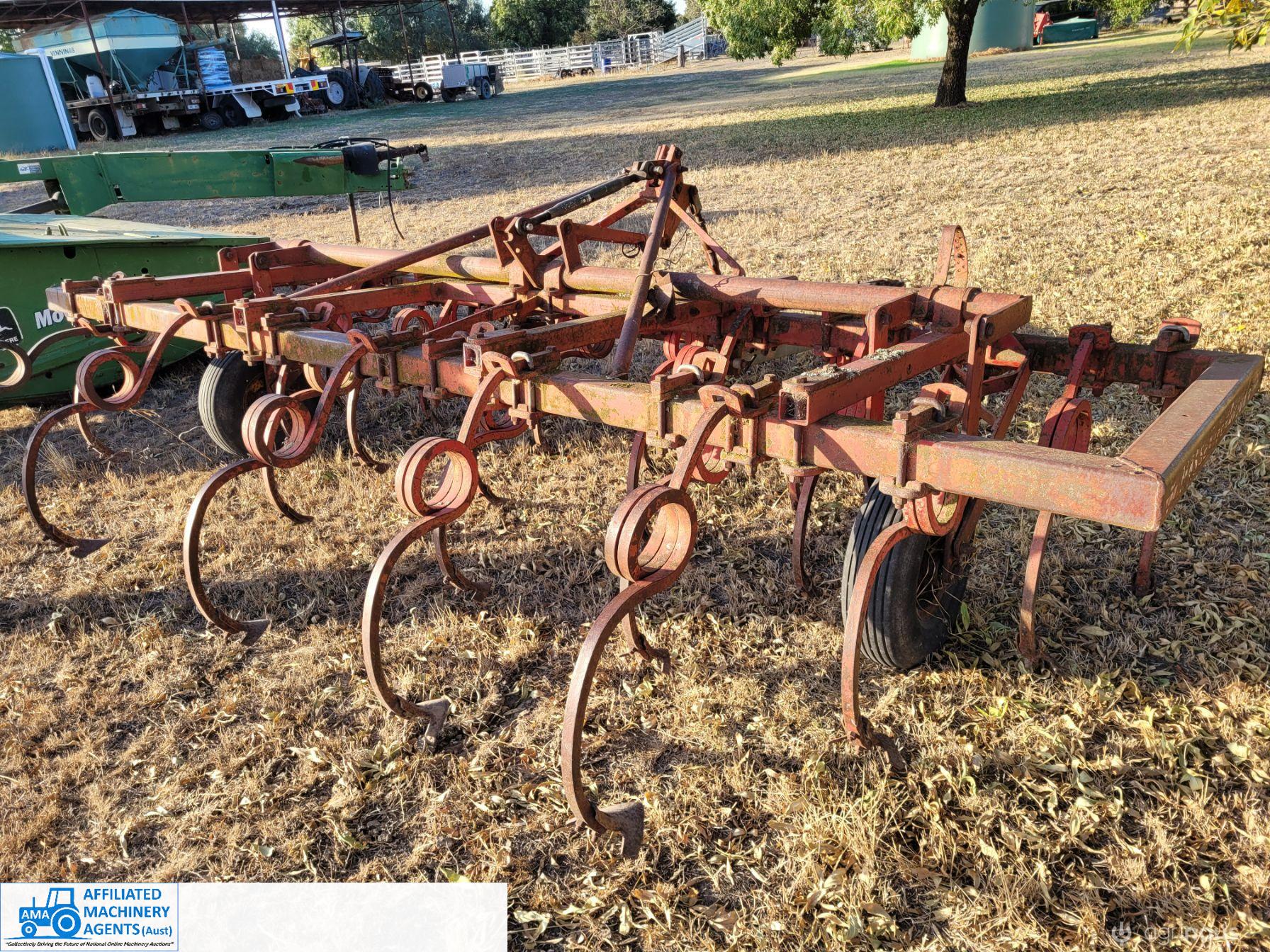 MF 23 Spring Tyne 13ft Scarifier
