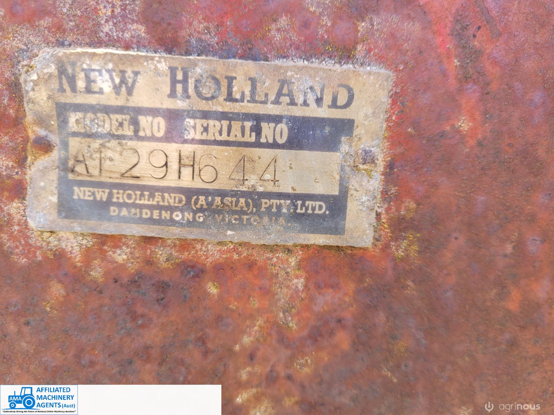 New Holland Hay Stack Elevator - photo 6