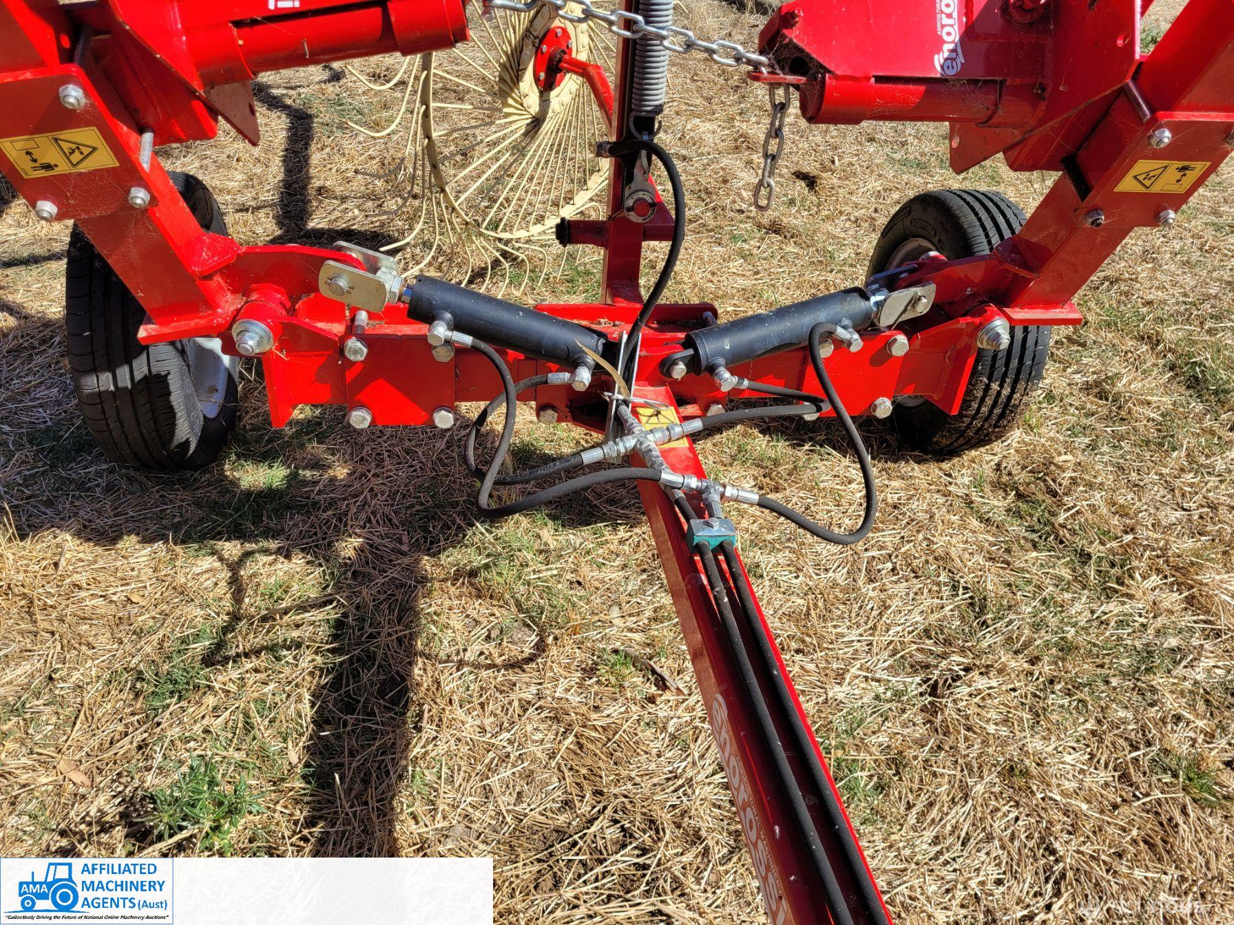 Enrossi 8 wheel V-Rake (As-new) - photo 5