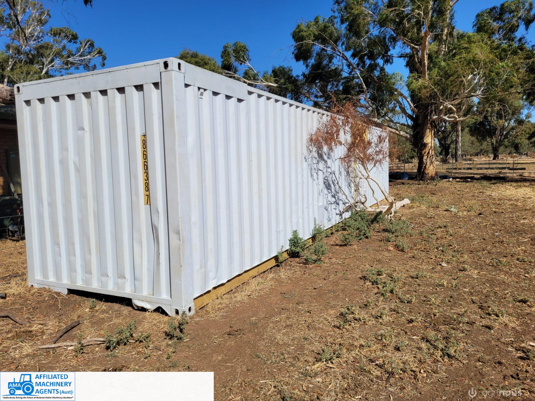 40ft Shipping Container with Whirly-bird Vents ~ Good cond. - photo 4