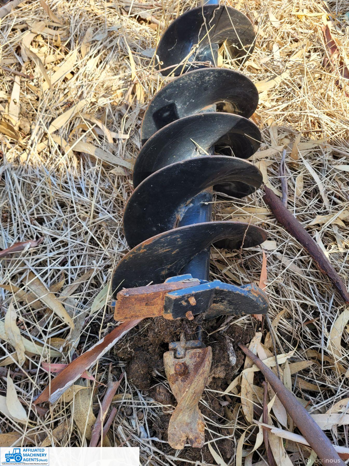 As New 3pl Post Digger with 3 Augers