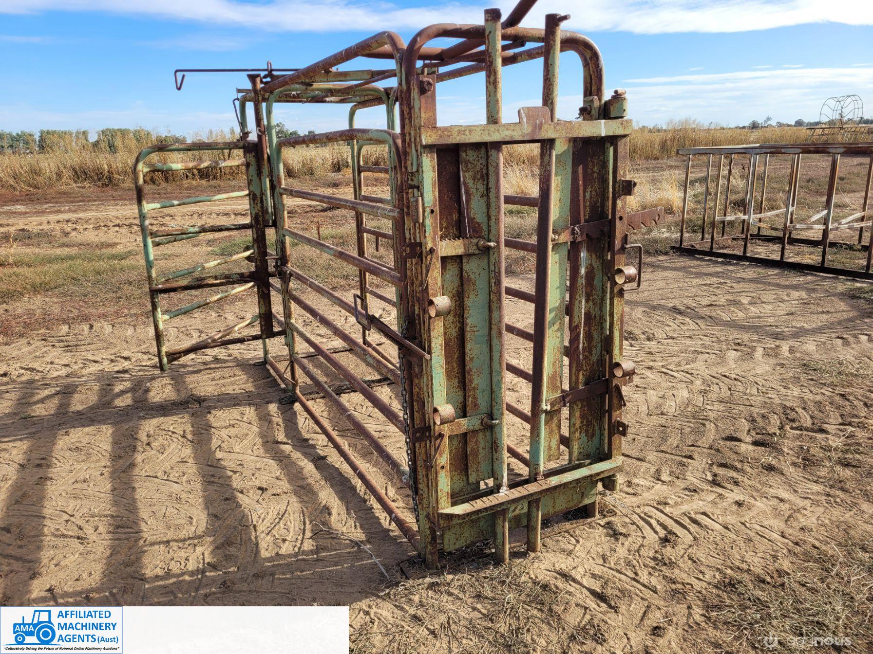 Solid Steel Cattle Crush - photo 9