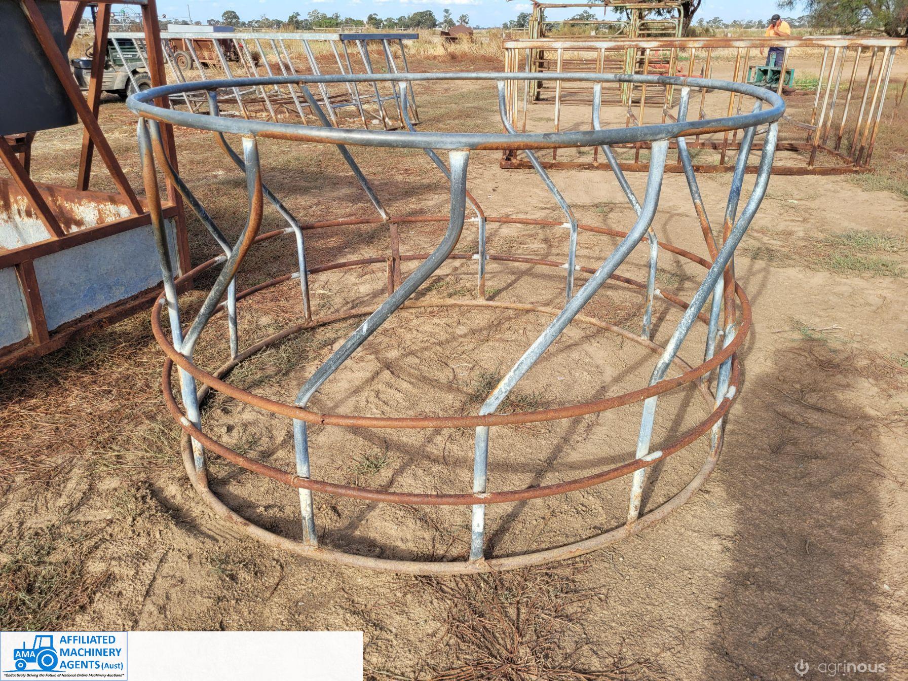 Hay Ring ~ Good Cond. - photo 2