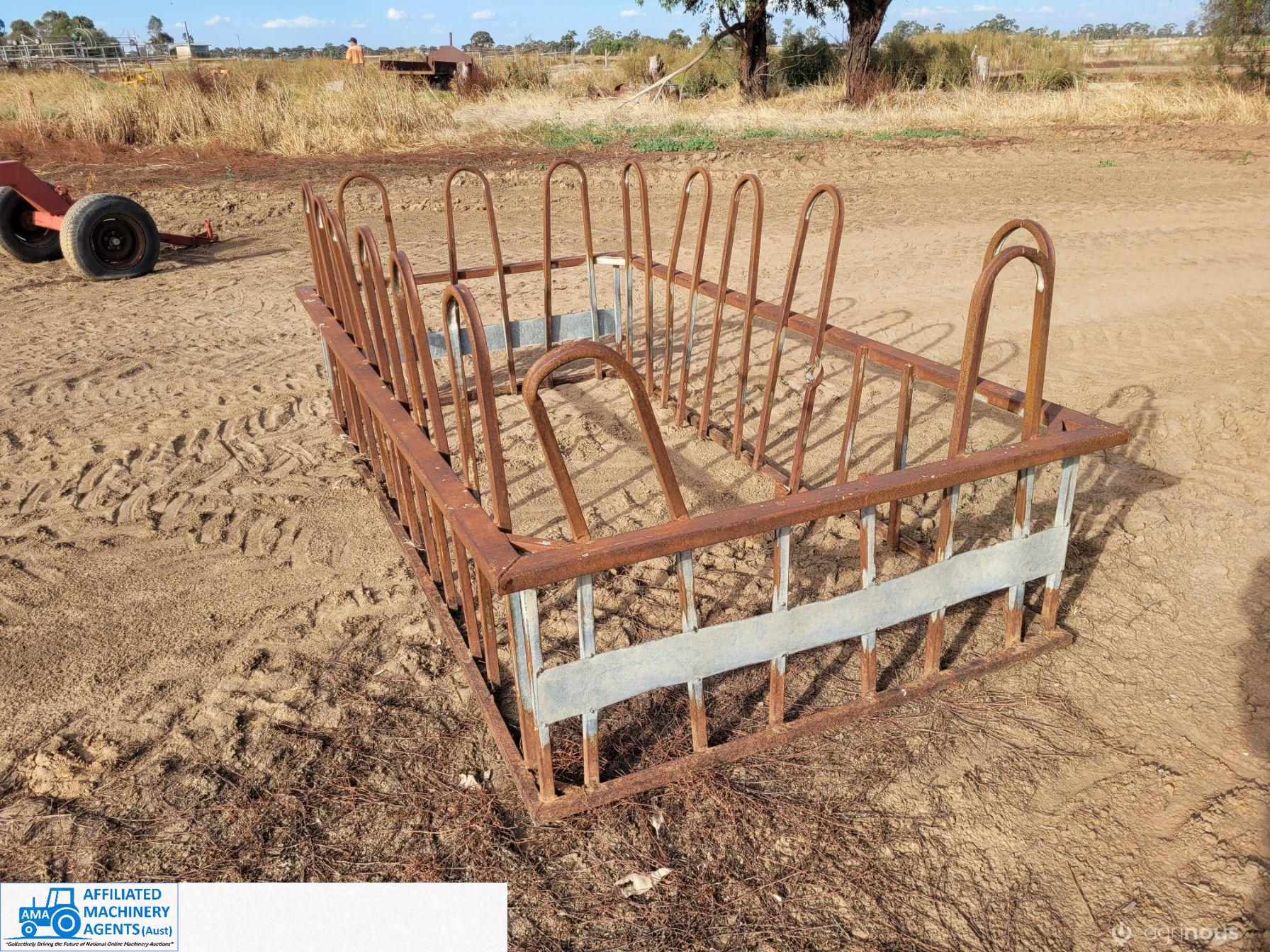 2x Square Calf Bale Feeders - photo 8