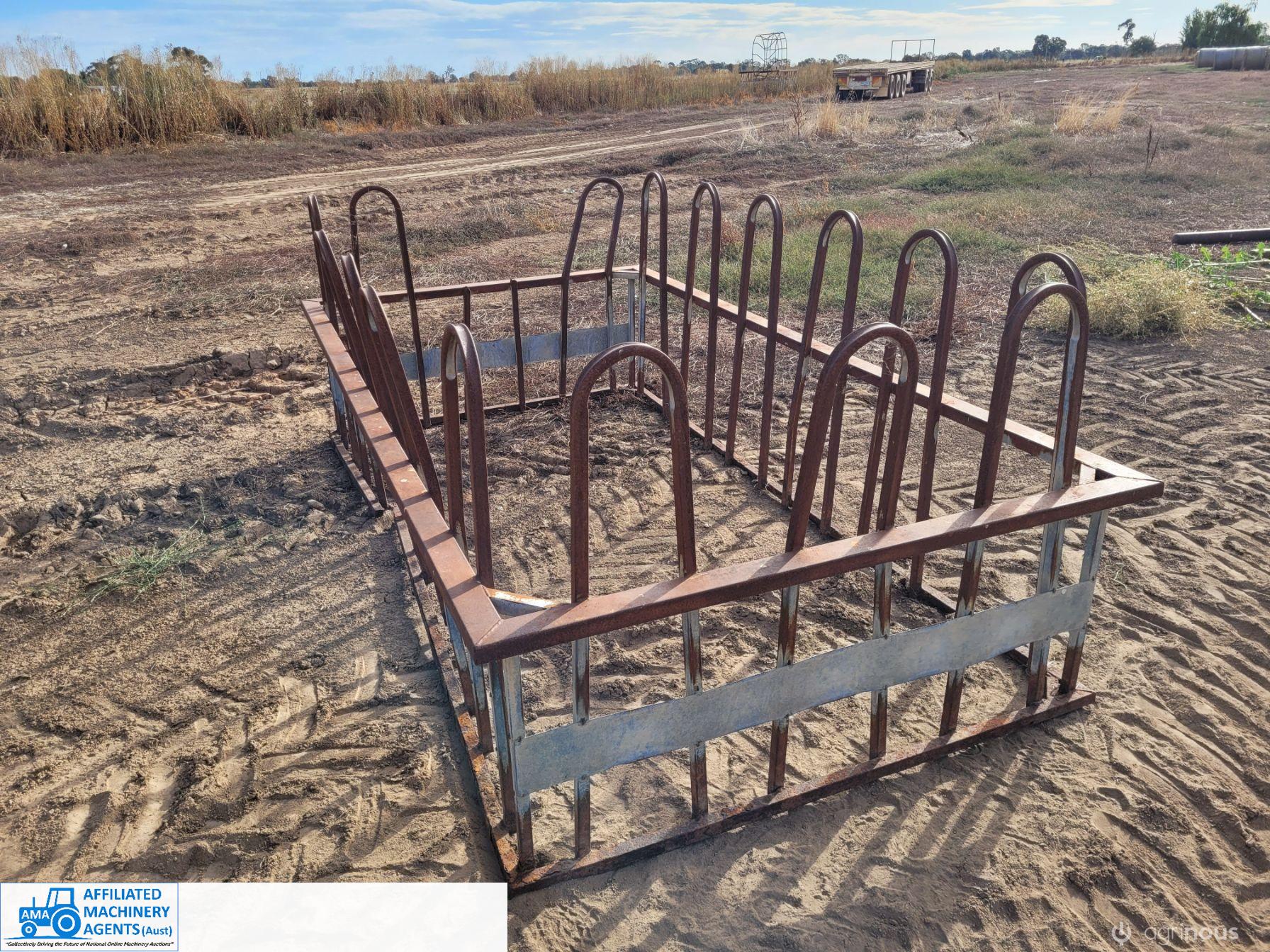 2x Square Calf Bale Feeders - photo 6