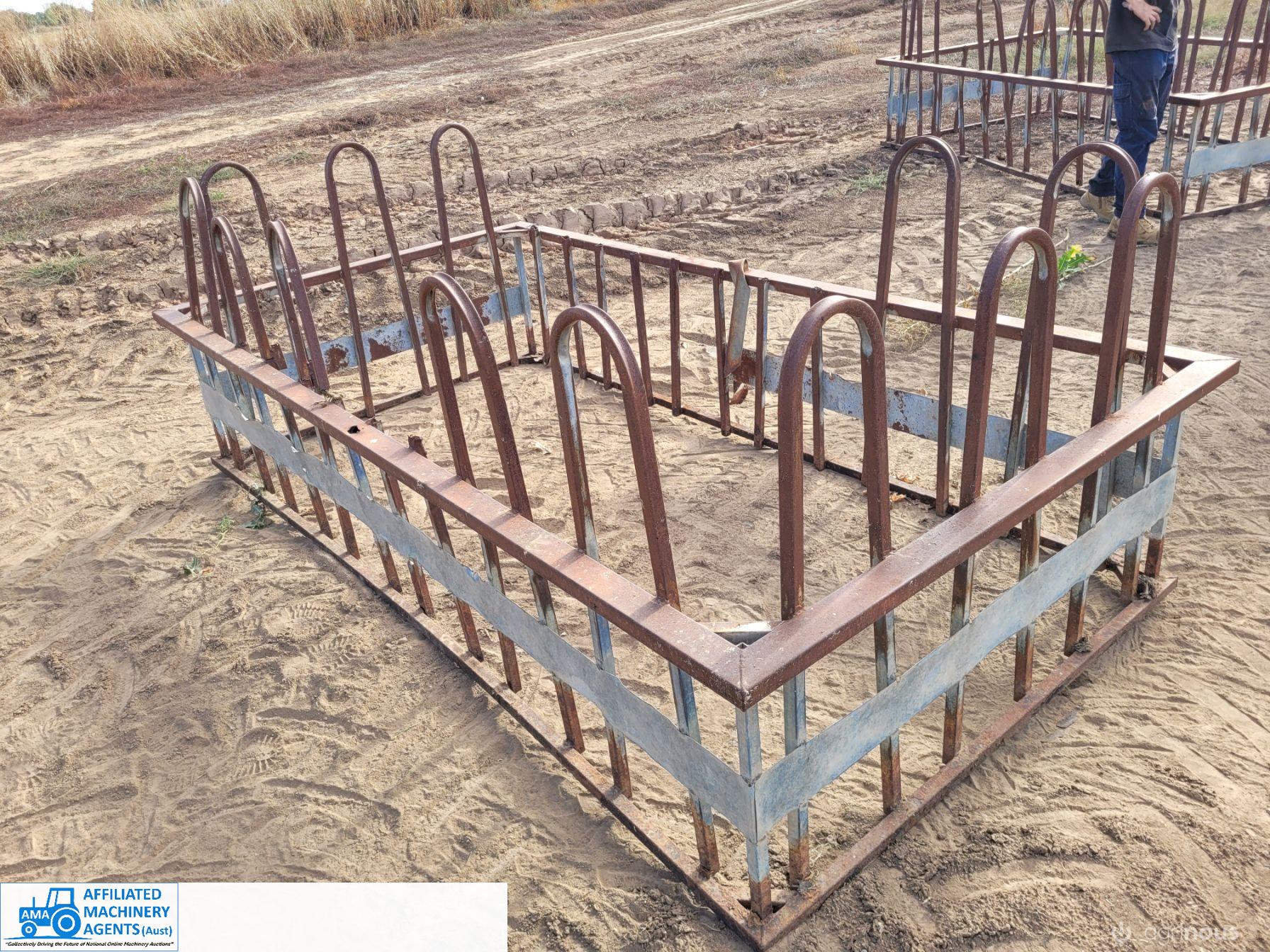 2x Square Calf Bale Feeders - photo 4