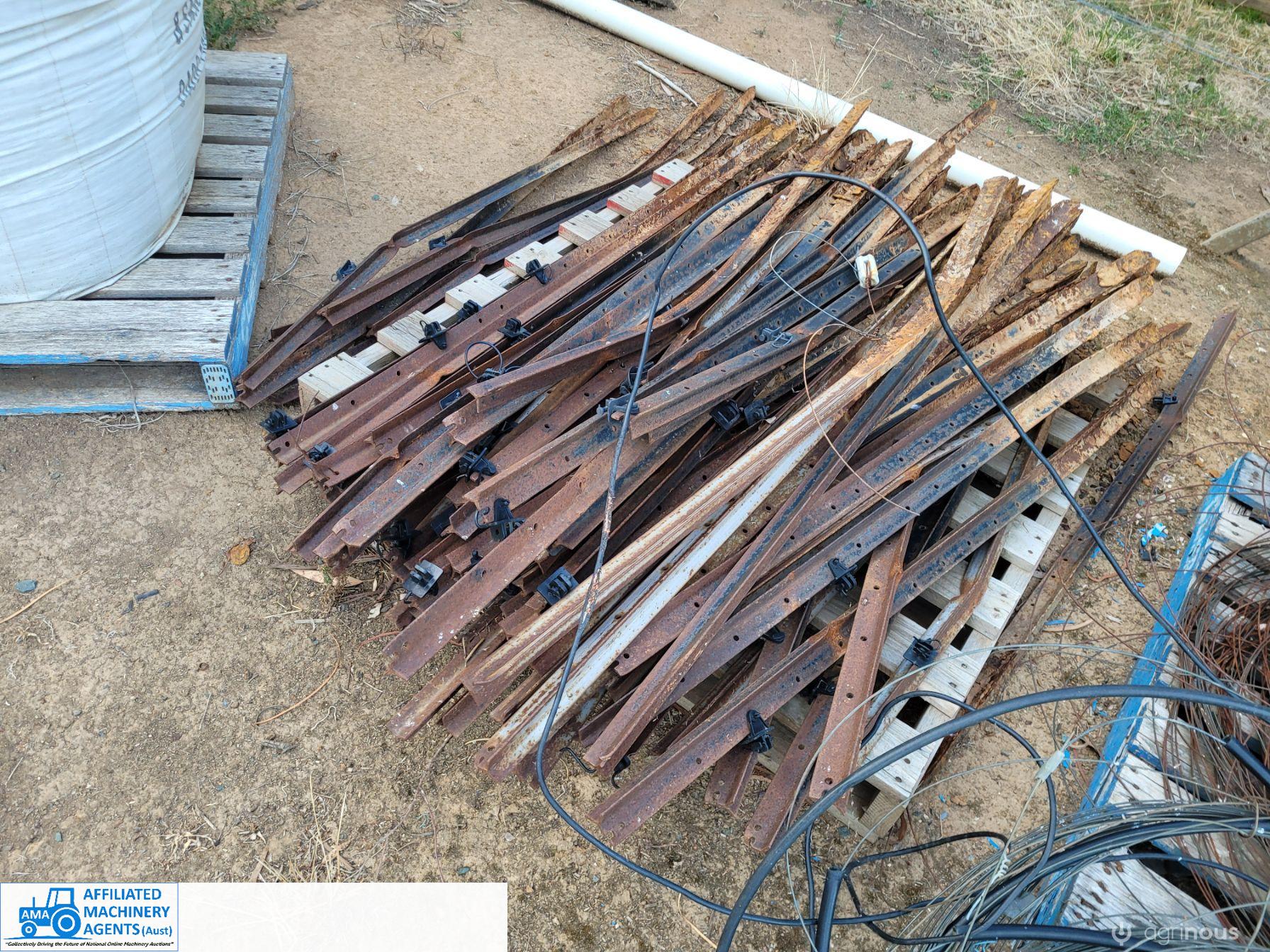 Pallet of 50 Used Star Pickets with Insulators - photo 3