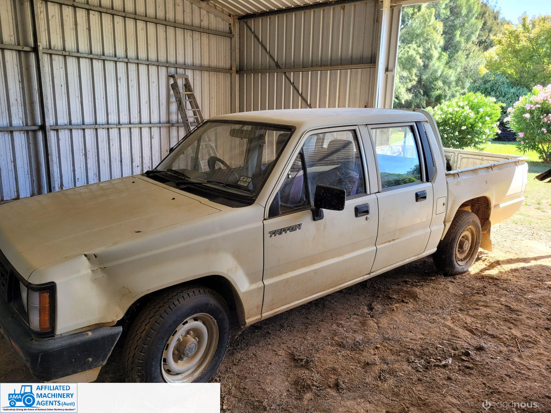 1991 Triton 2WD Farm Ute - photo 4