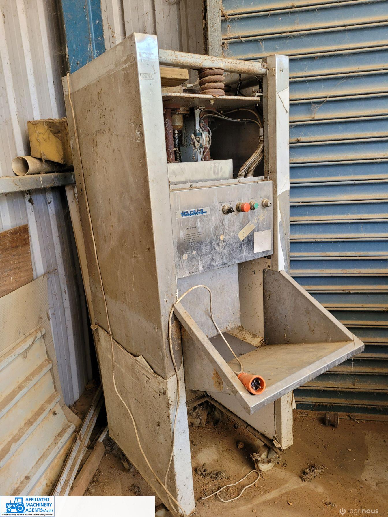 Waldorf Stainless Steel ~ 3 Phase ~ Industrial Press