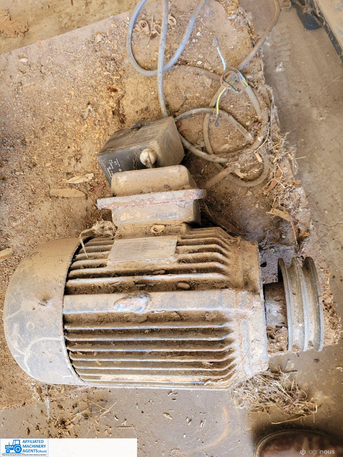 2Hp Electric Motor ~ Single phase/480v ~ Turns over freely by hand