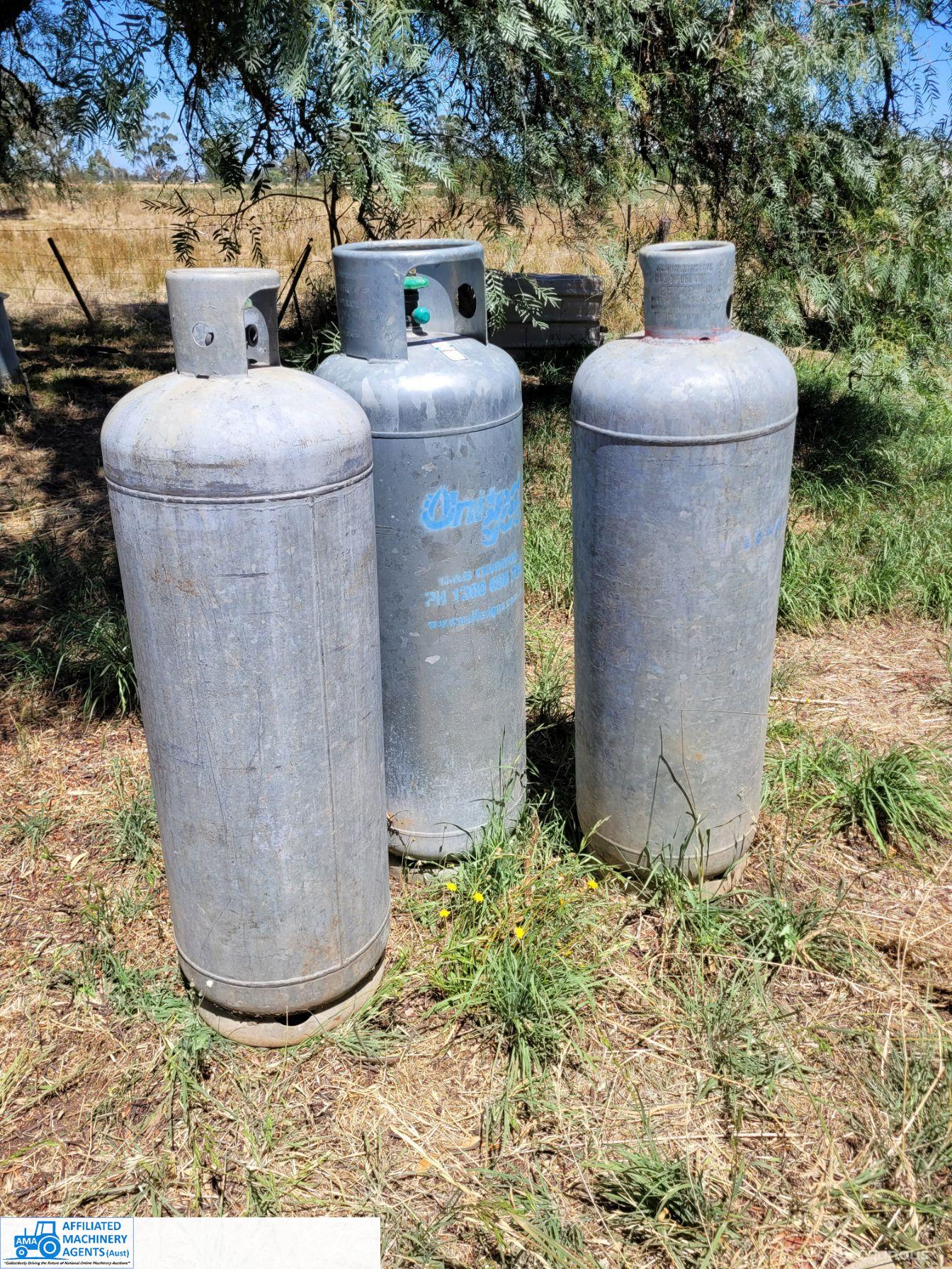 3x Galv. Gas Cylinders