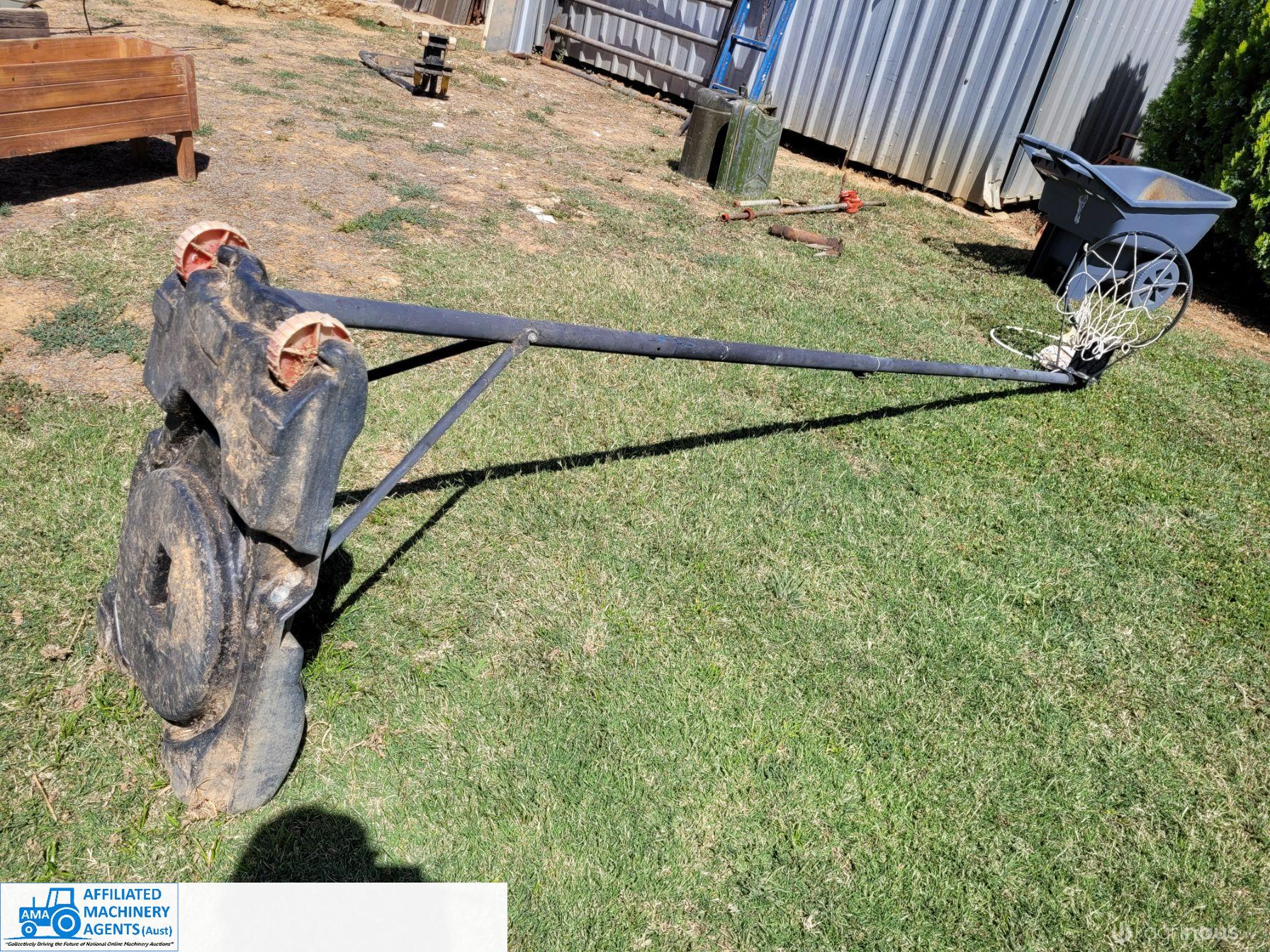 Basket Ball/Netball Rings & Bike Rack - photo 2