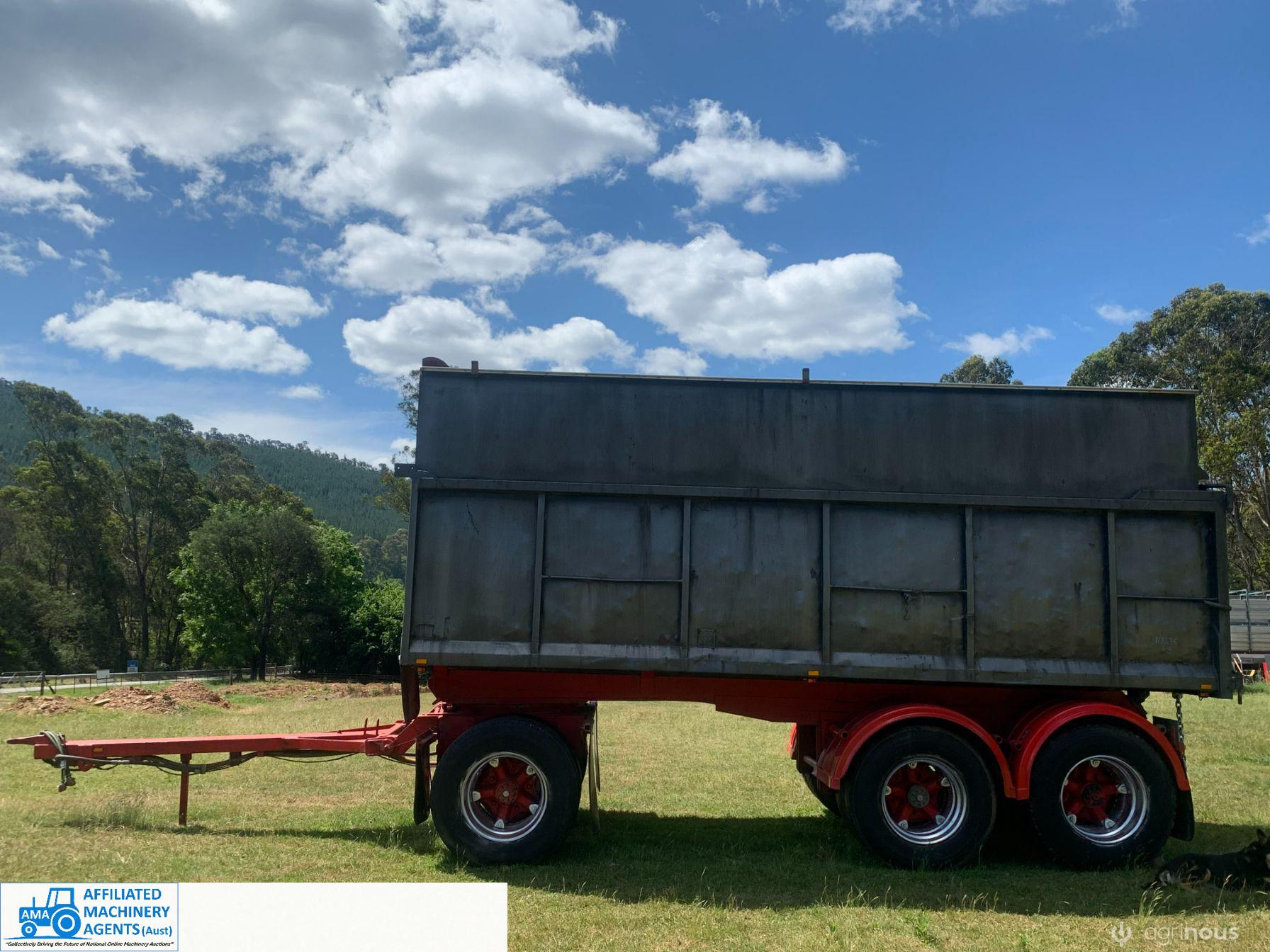 Fruehauf Super Dog Tipping Trailer. - photo 3