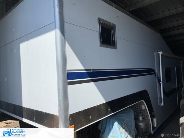 Horse Trailer / Toy Hauler / Camper - photo 8