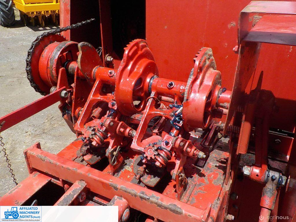 New Holland 317 Square Baler - photo 5