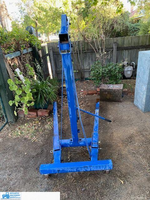 1000 kg Hydraulic Engine W/shop Crane - photo 2
