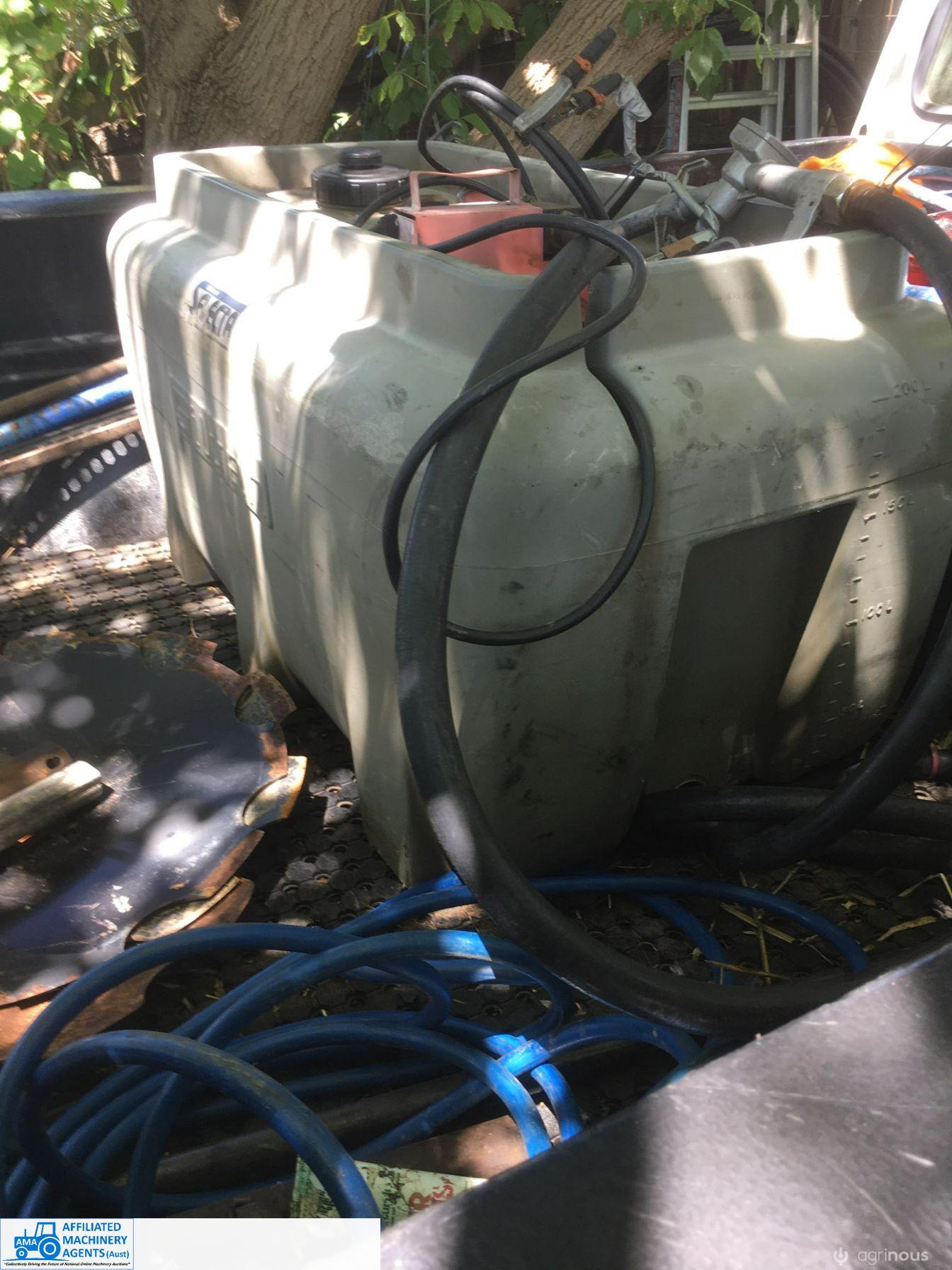 200 ltr diesel fuel tanker with pump, hose & gun - photo 2