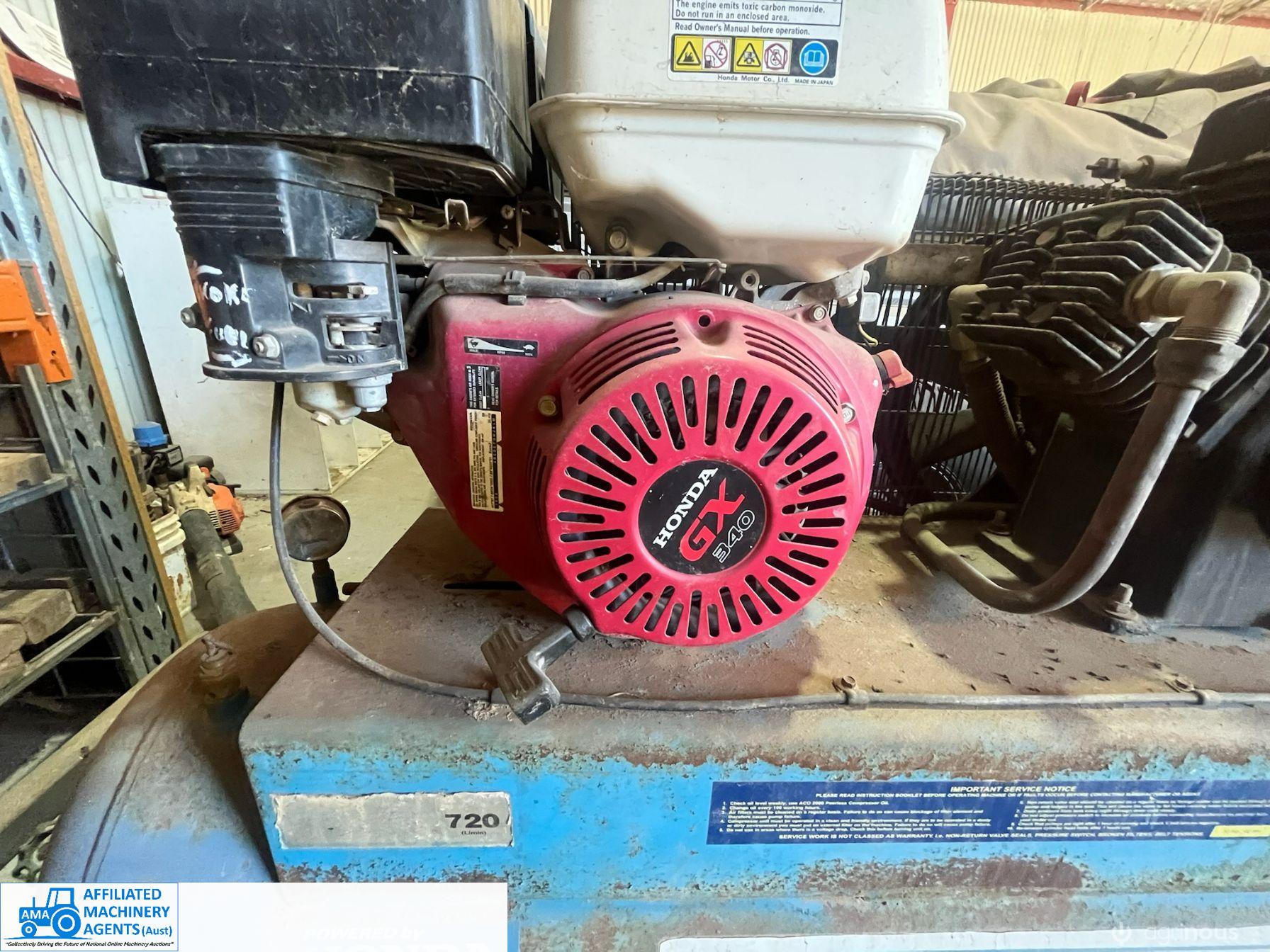 Peerless Petrol Air Compressor - photo 3