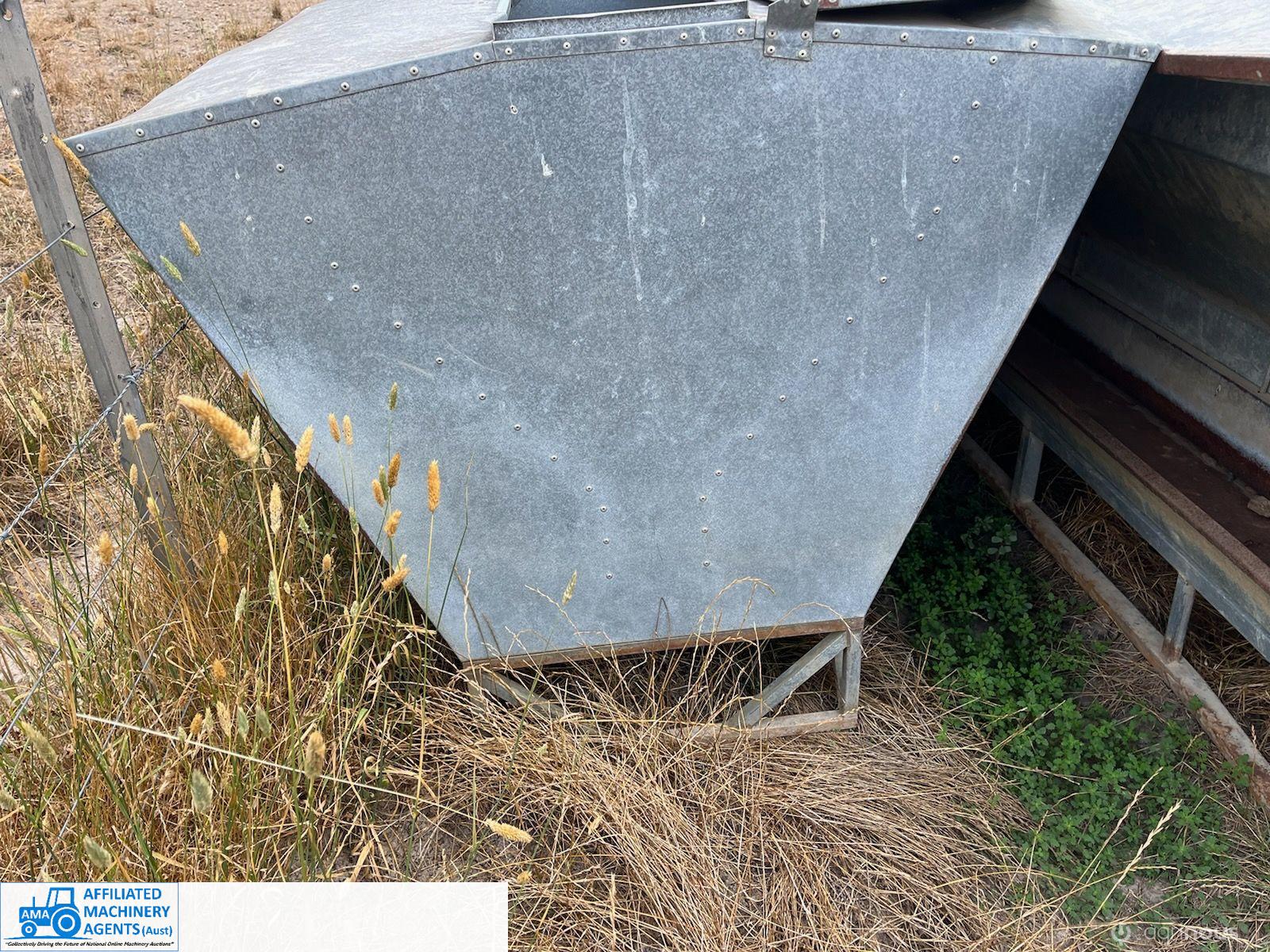 Sheep Lick Feeder (No.2) - photo 4