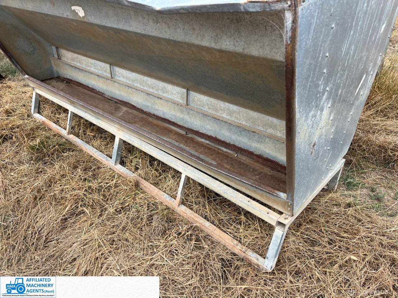 Sheep Lick Feeder (No.3)