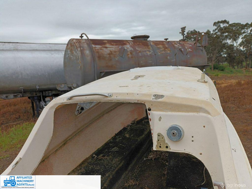 Swiftcraft Kingfisher Boat & Trailer - photo 10