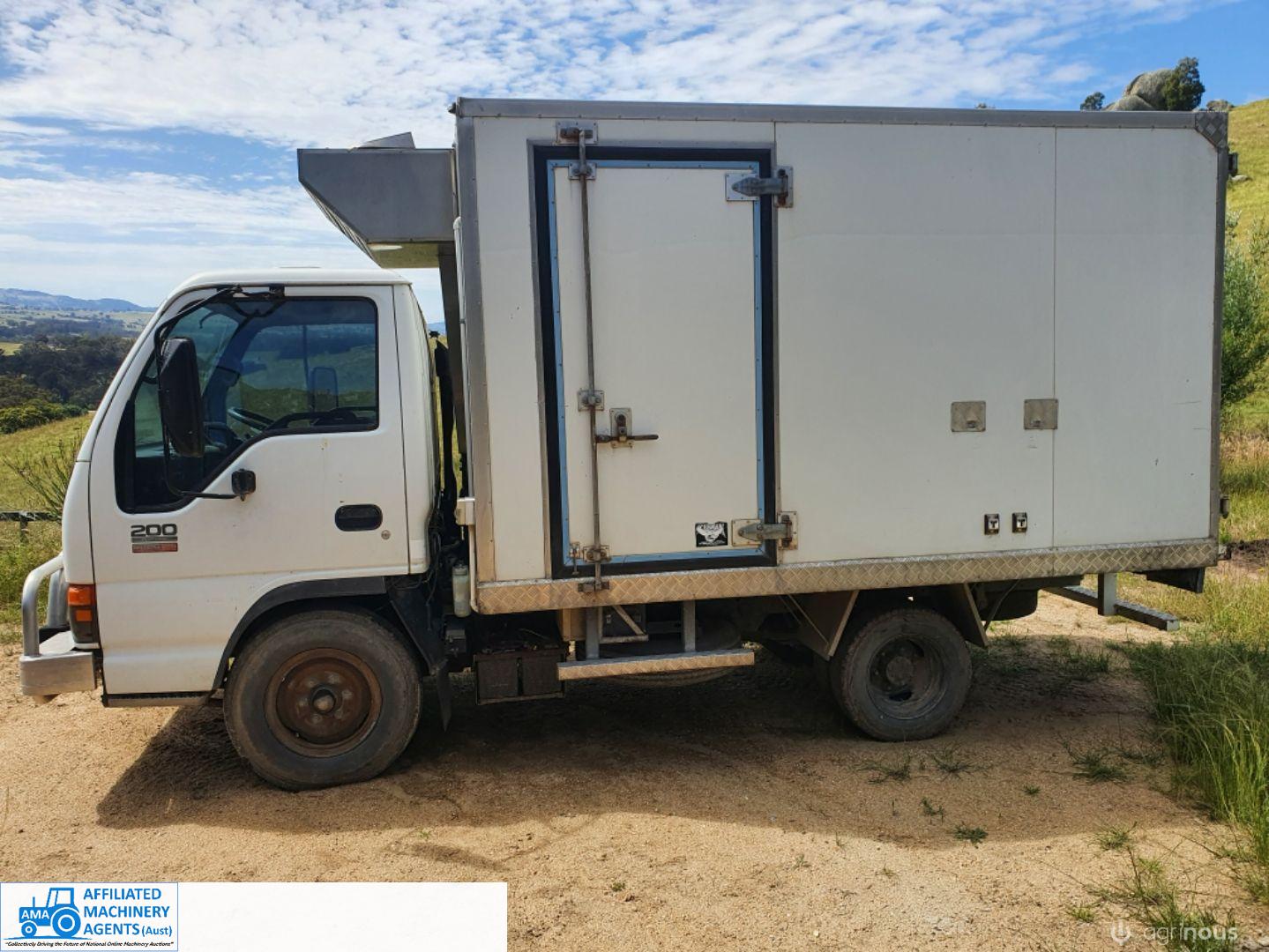 Isuzu NKR-200 Fridge Van (VIN: JAANKR77E37100481) - photo 7
