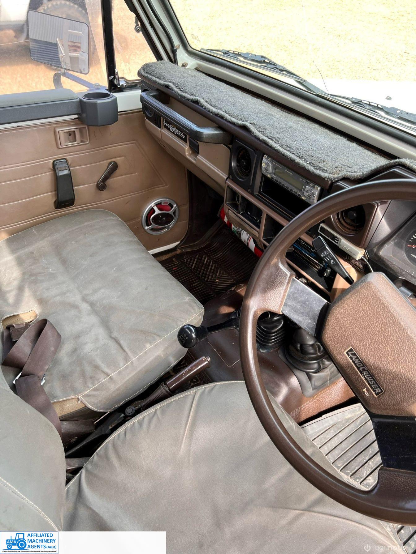 1987 Toyota Landcruiser 4x4 Tray - photo 8