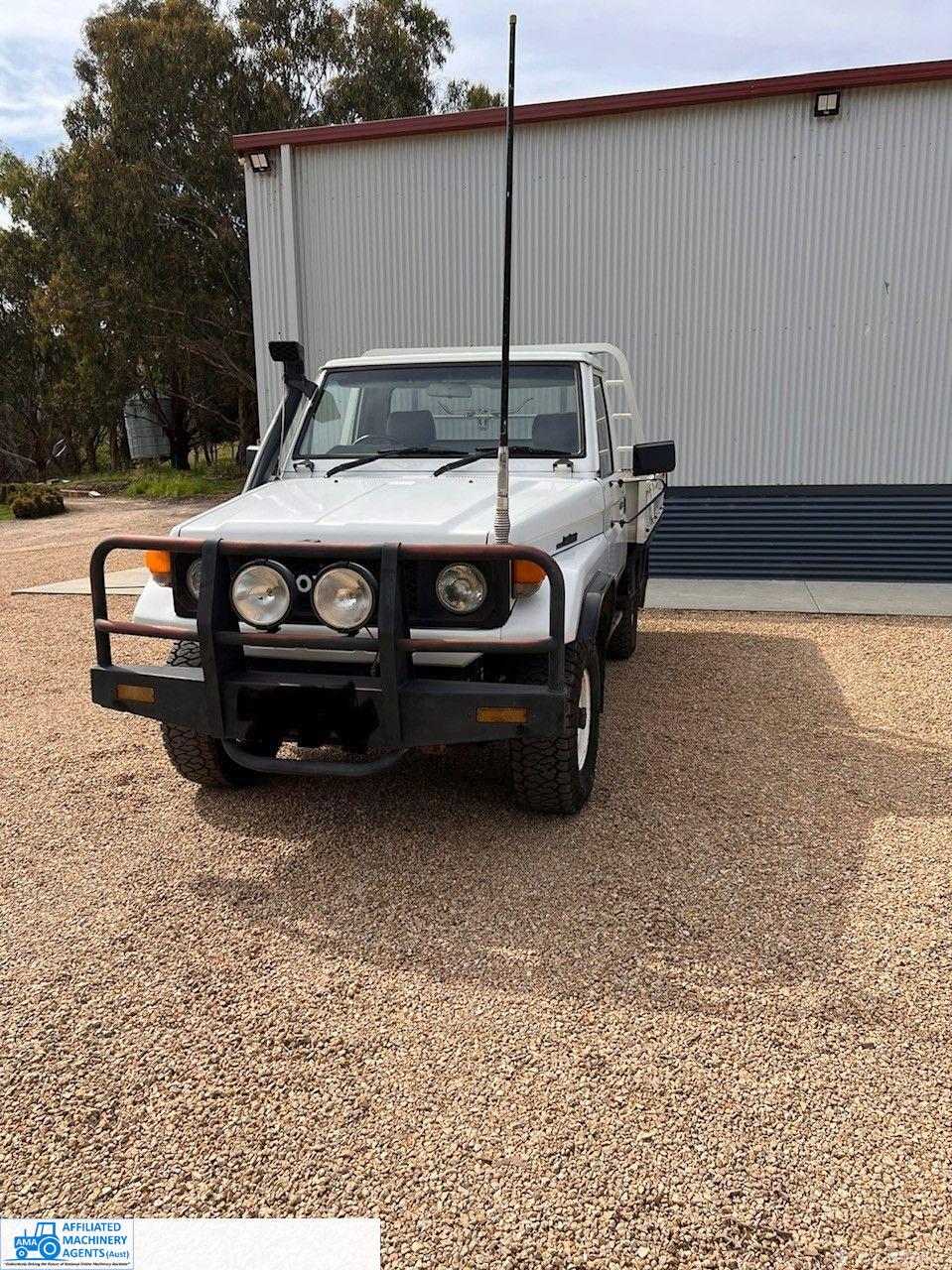 1987 Toyota Landcruiser 4x4 Tray - photo 4