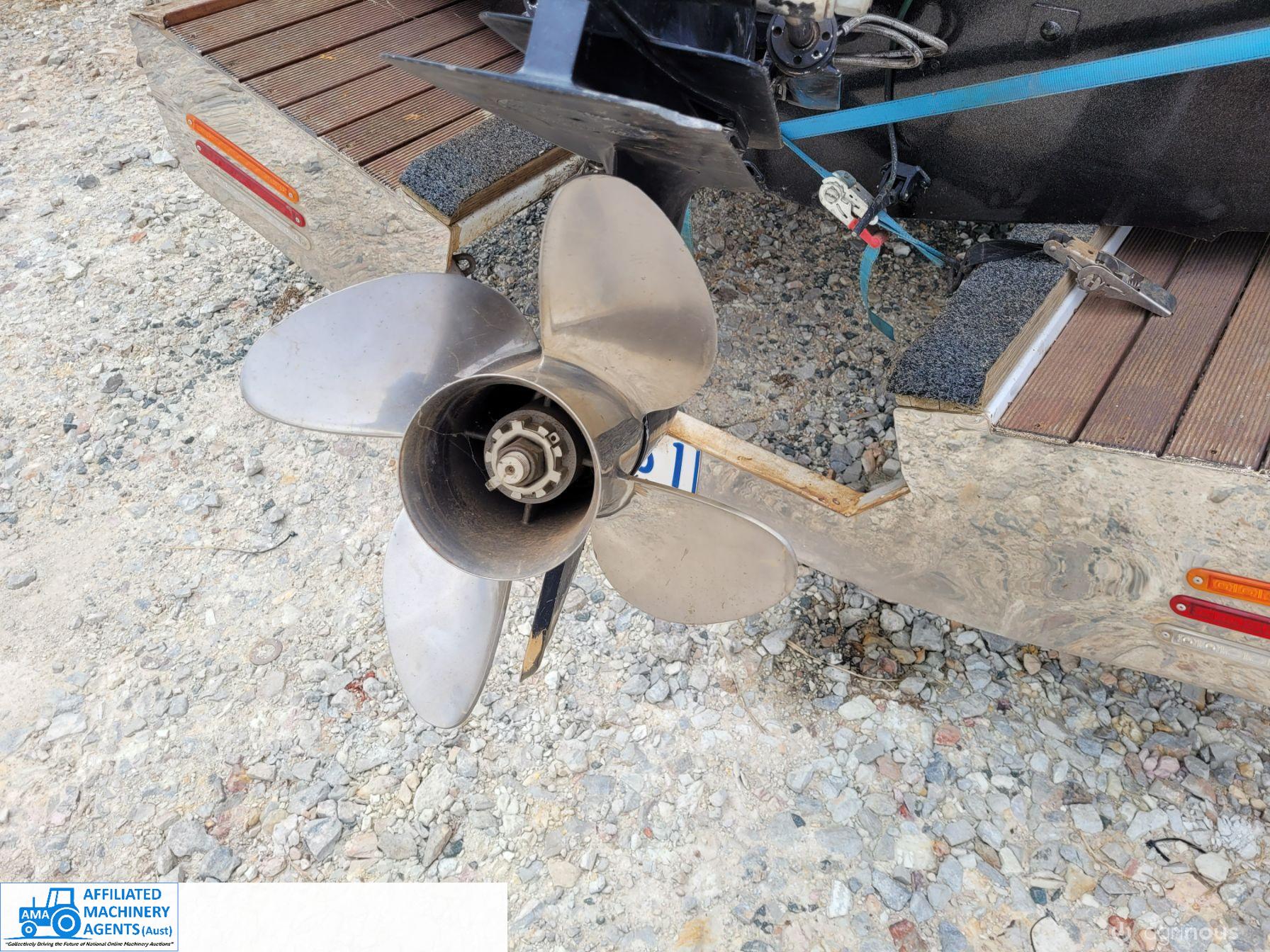 "Attitude" 19ft St Stevens Racing Ski Boat - photo 24