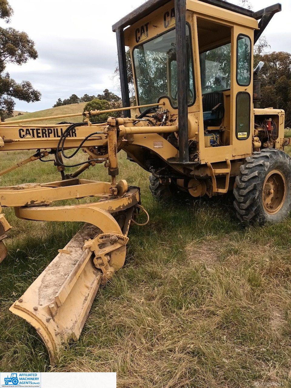 Cat 112E Road Grader - photo 2
