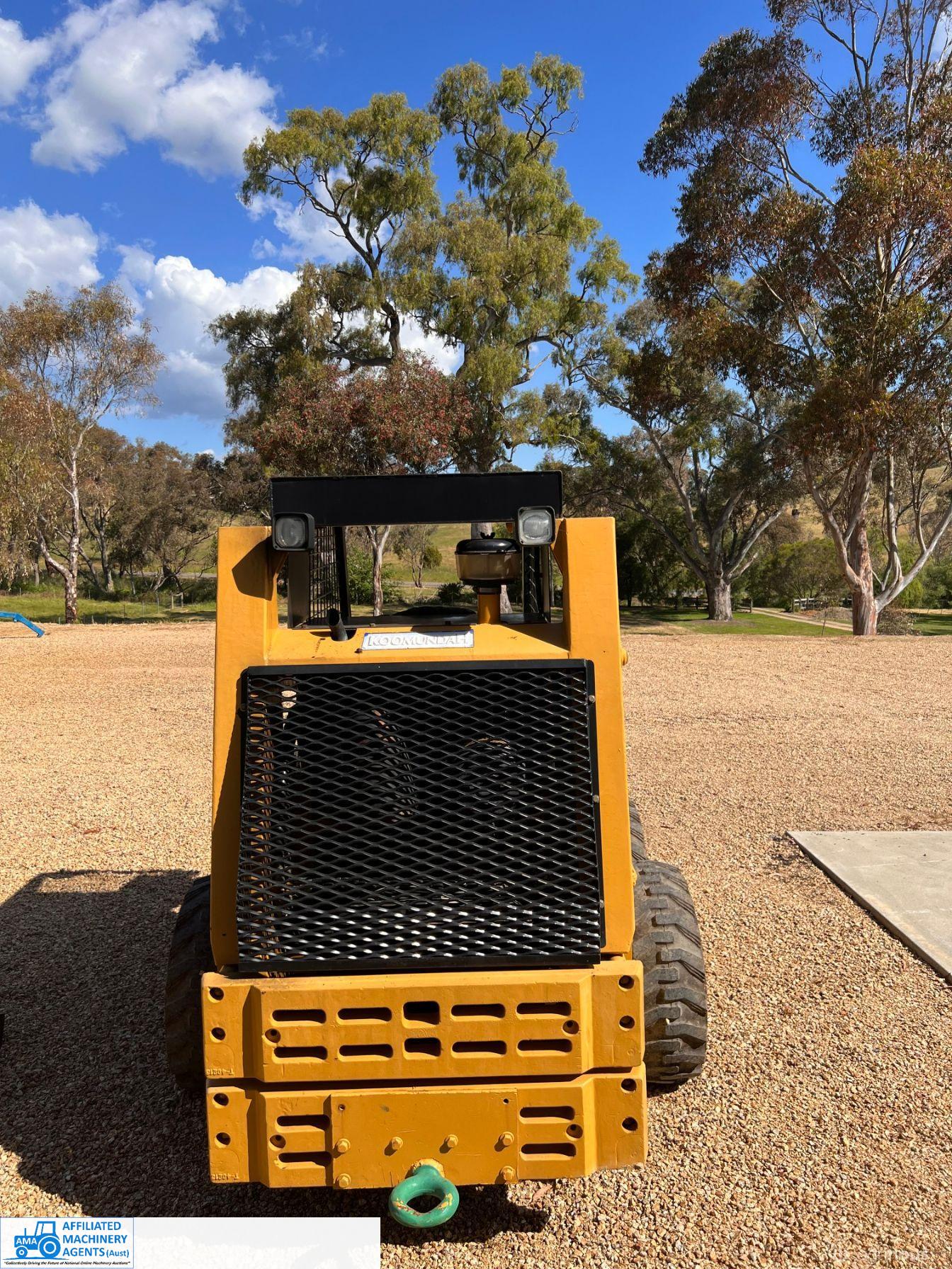 Case 1526 Skid Steer - photo 4